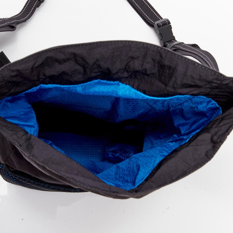 BOTTEGA VENETA Daniel Lee blue black nylon mesh technical buckle waist belt  bag For Sale at 1stDibs