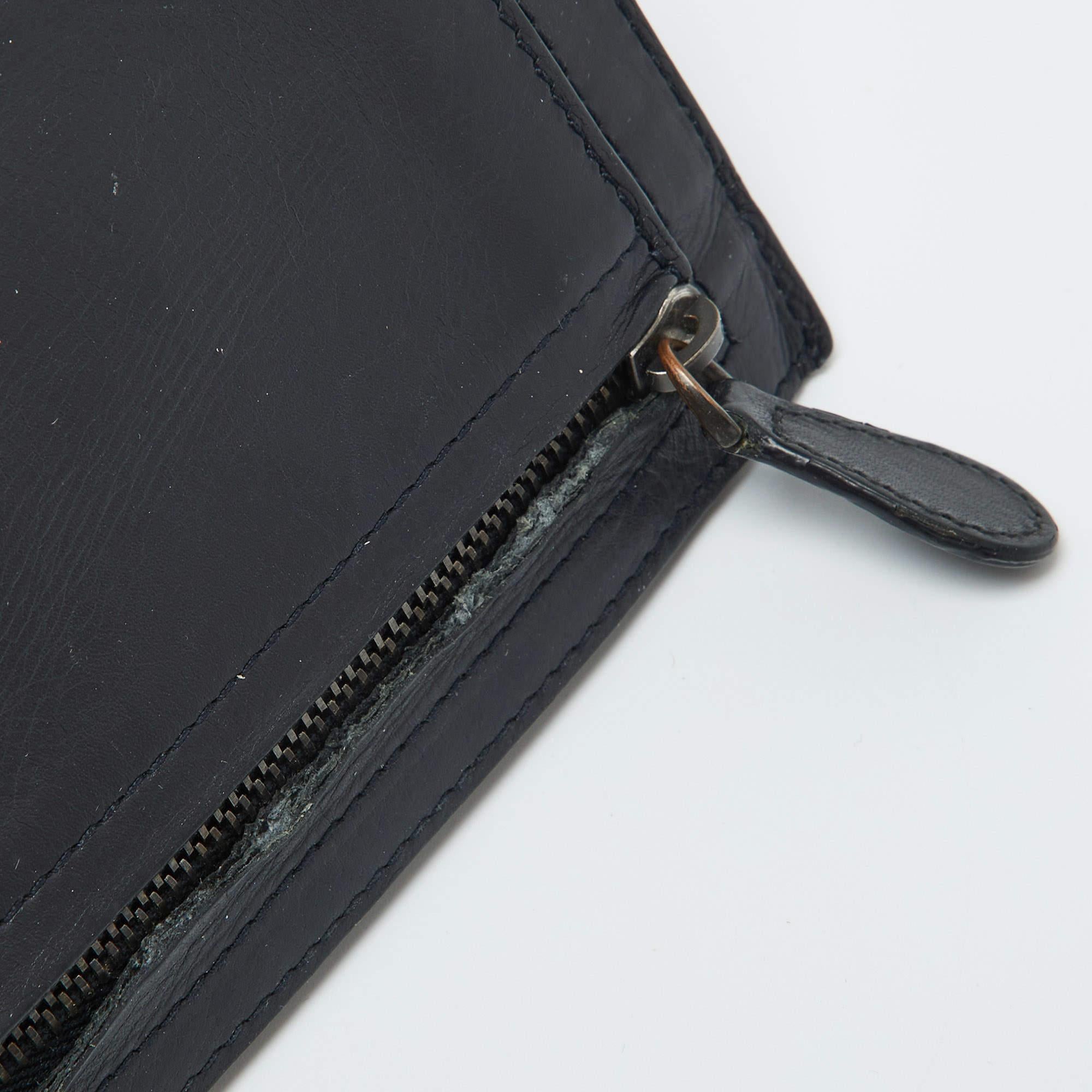 Bottega Veneta Dunkelblauer Intrecciato Kartenetui mit Reißverschluss aus Leder 1