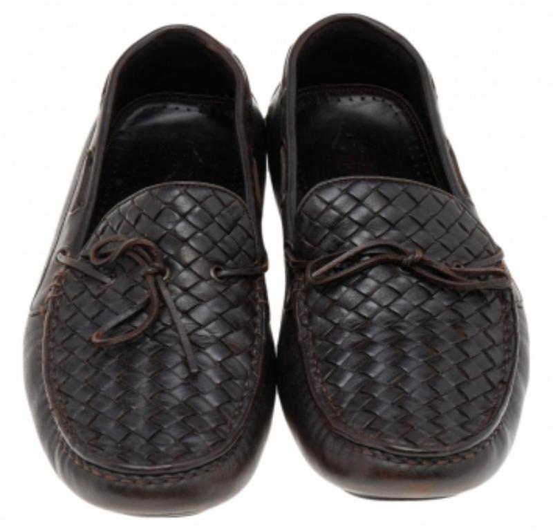 Bottega Veneta, mocassini con fiocco in pelle marrone scuro, taglia 45 In condizioni discrete in vendita a Dubai, Al Qouz 2