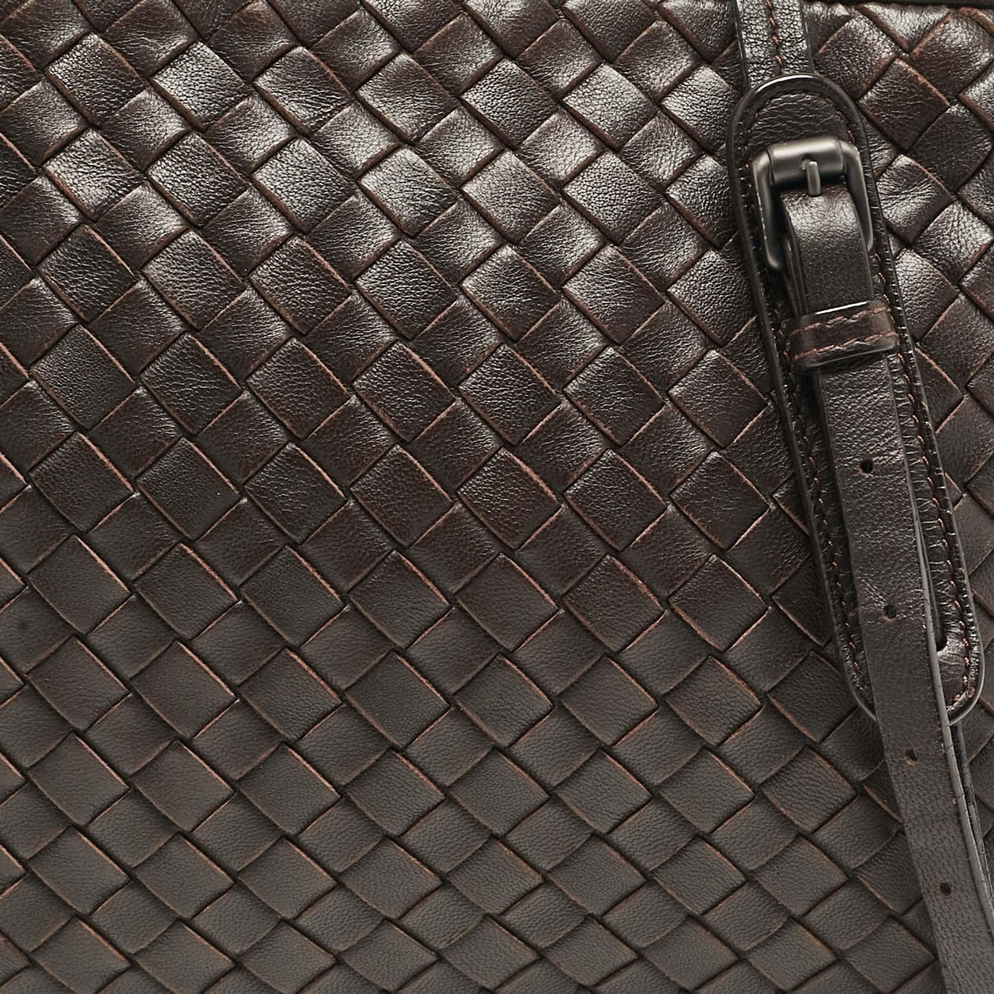 Bottega Veneta - Sac à bandoulière en cuir Nodini Intrecciato - Marron foncé Pour femmes en vente