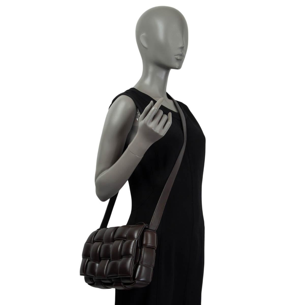 Women's BOTTEGA VENETA dark brown Intrecciato leather PADDED CASSETTE Shoulder Bag For Sale