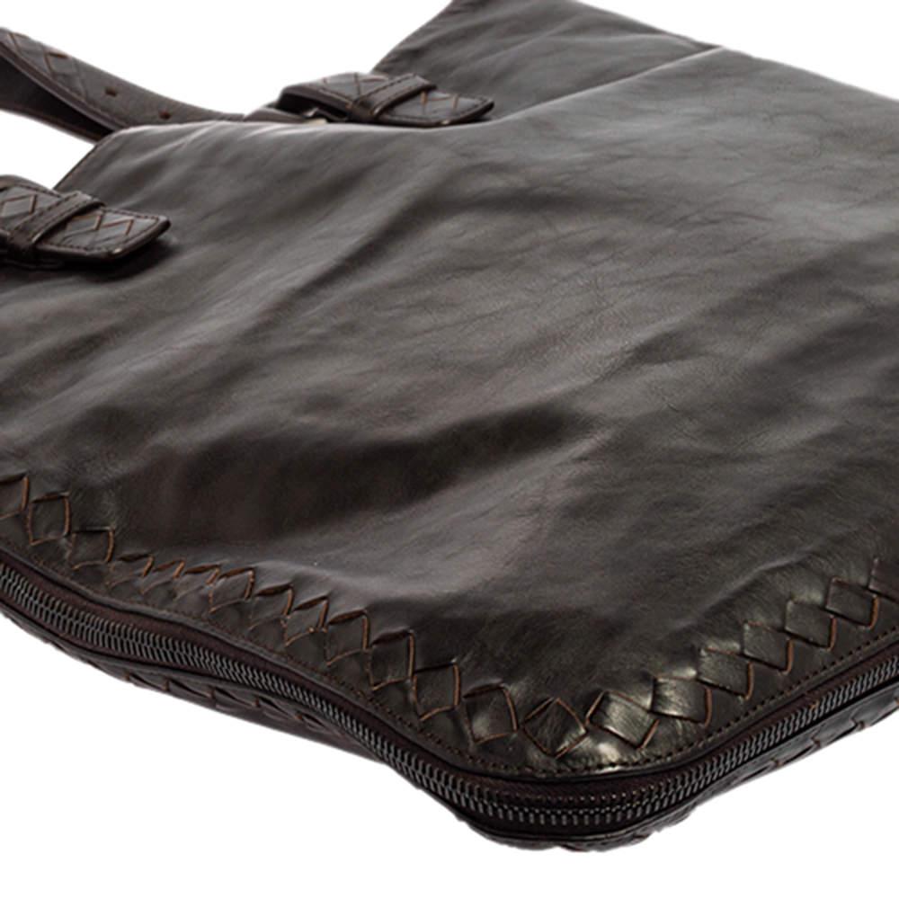 Bottega Veneta Dark Brown Intrecciato Trim Leather Expandable Tote For Sale 6