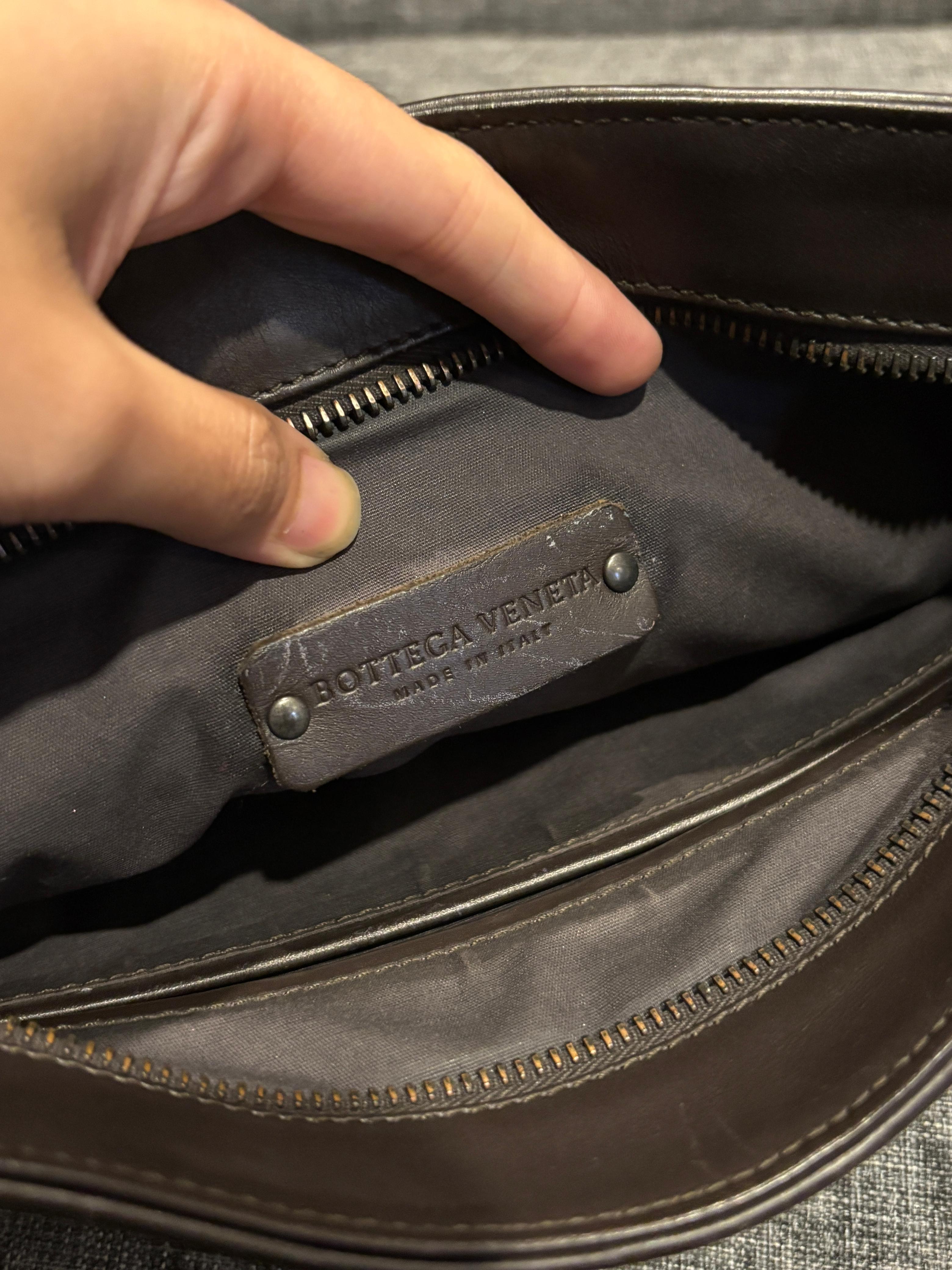 Femenino o masculino Bottega Veneta Bolso Messenger Tejido Intrecciato Marrón Oscuro en venta
