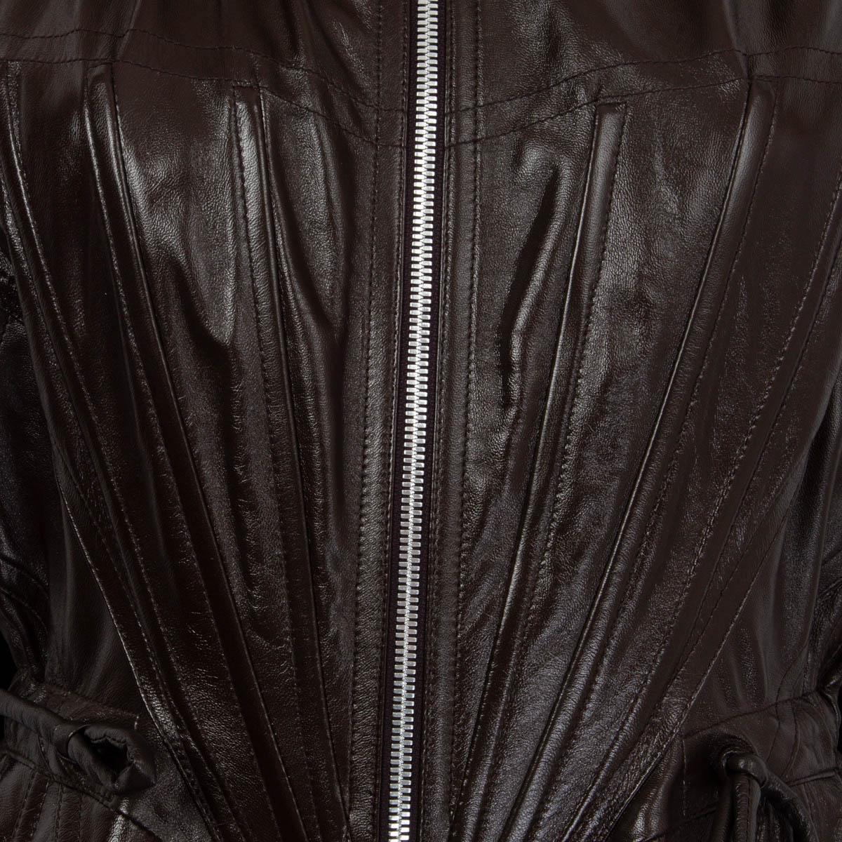 BOTTEGA VENETA dark brown leather FONDANT 2021 Hooded Jacket XS In Excellent Condition For Sale In Zürich, CH