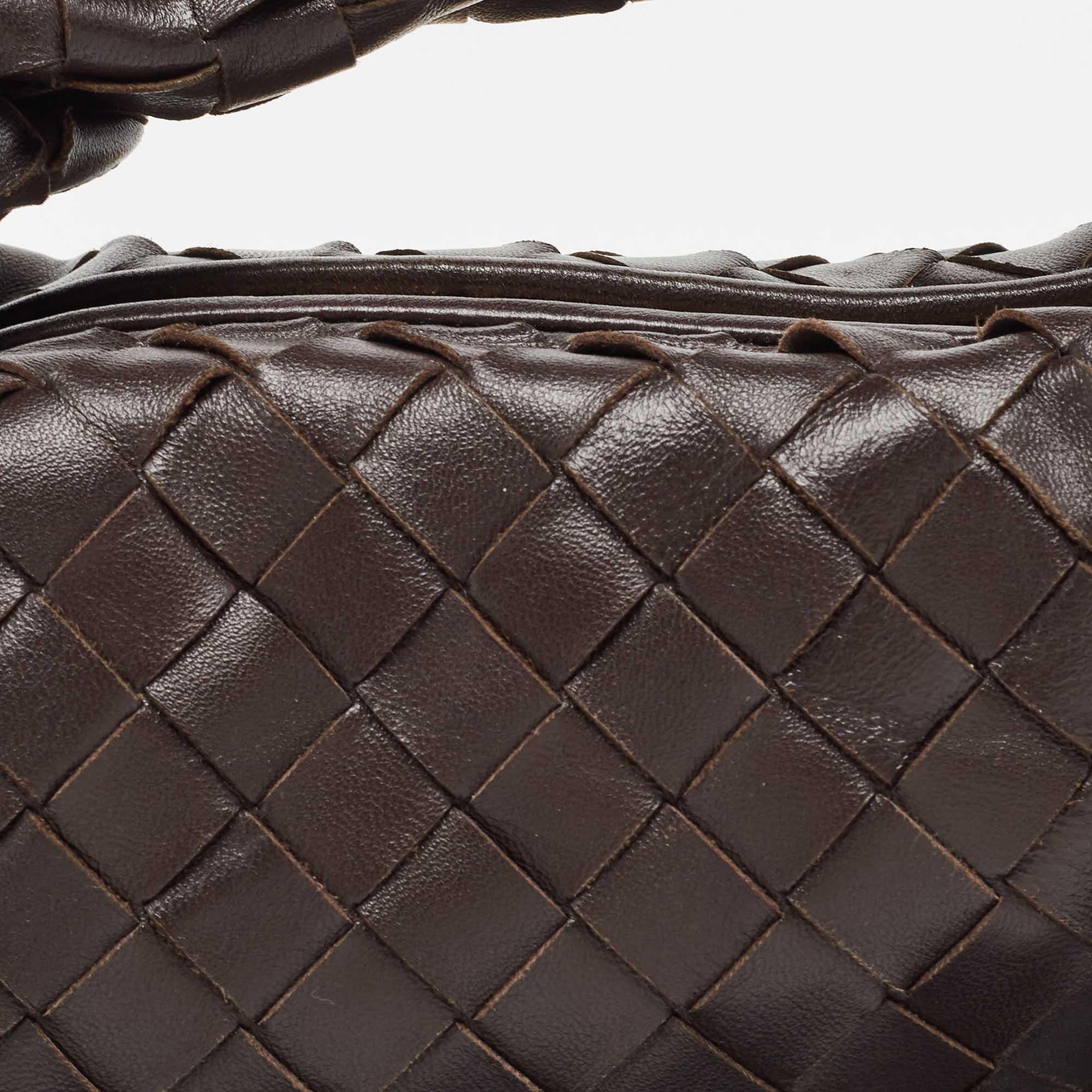 Bottega Veneta Dark Brown Leather Intrecciato Mini Jodie Top Handle Bag In Good Condition In Dubai, Al Qouz 2