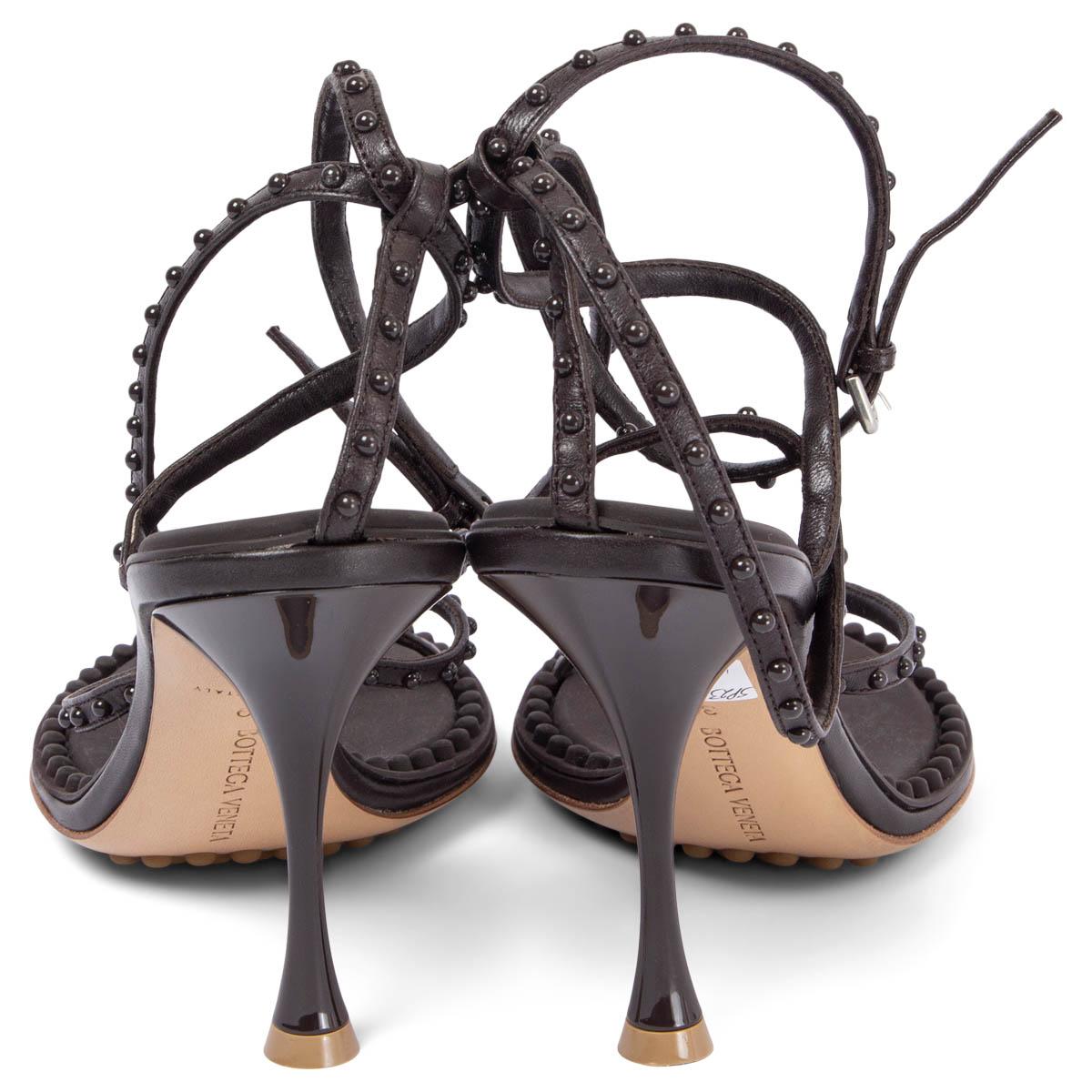 BOTTEGA VENETA dark brown leather LAGOON BUBBLE Sandals Shoes 39 In Excellent Condition For Sale In Zürich, CH