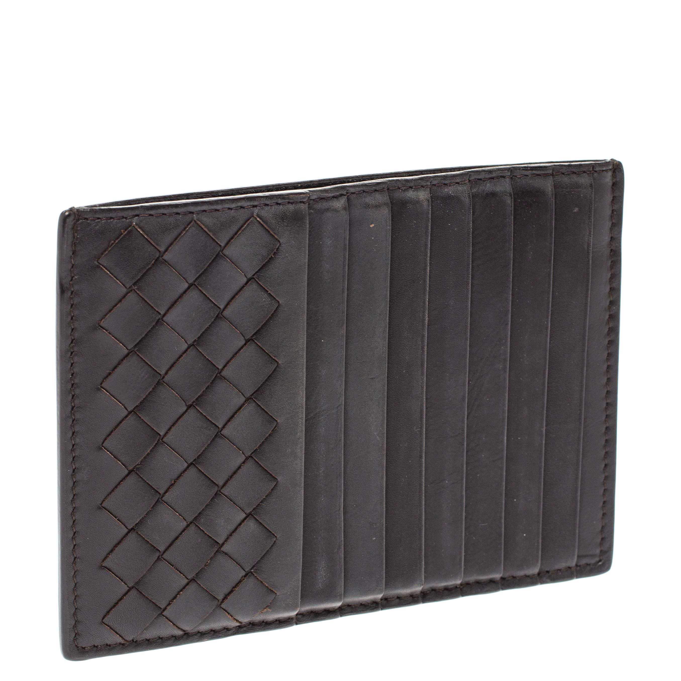 Nero Portacarte con zip in pelle marrone scuro di Bottega Veneta