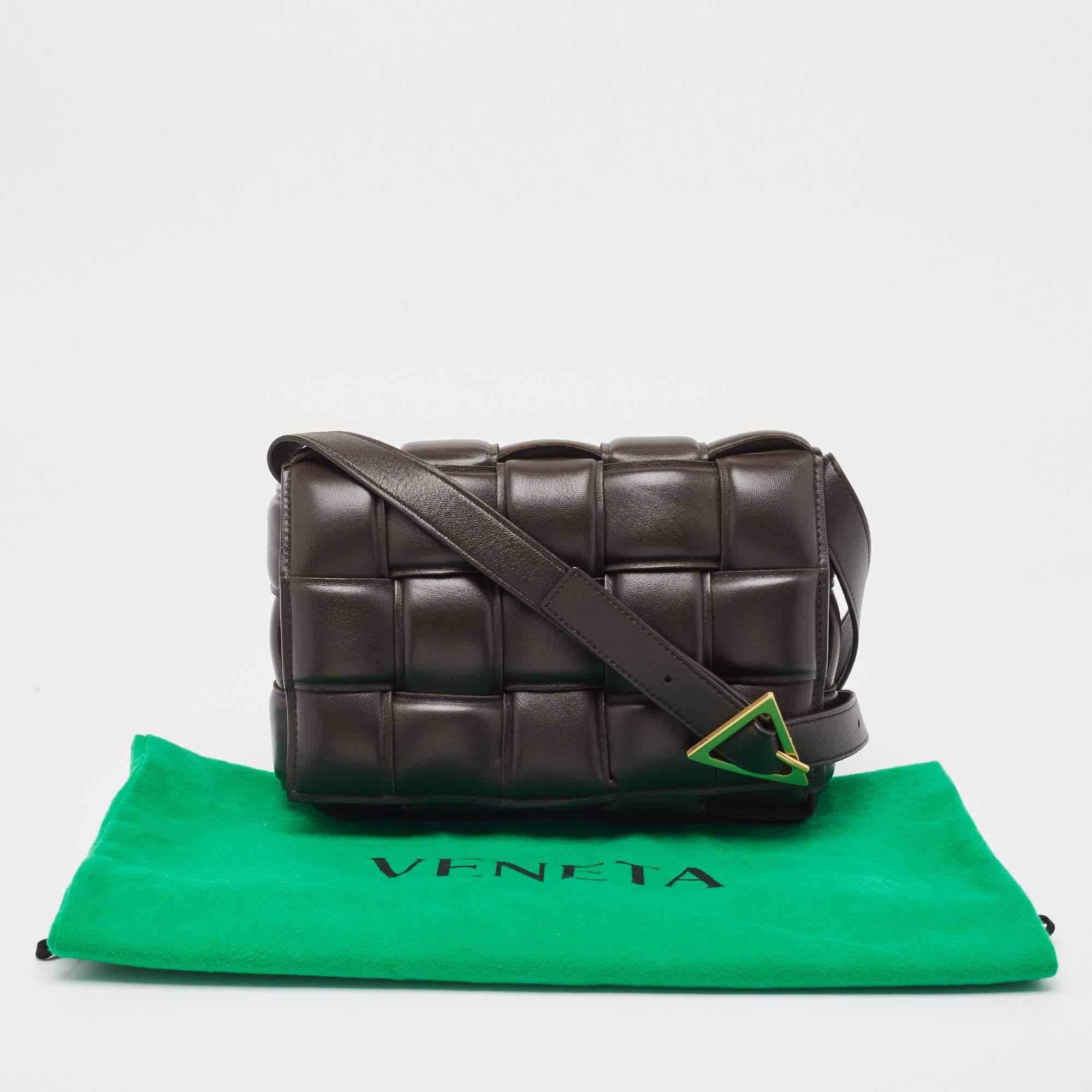 Bottega Veneta Dark Brown Padded Leather Cassette Shoulder Bag For Sale 8
