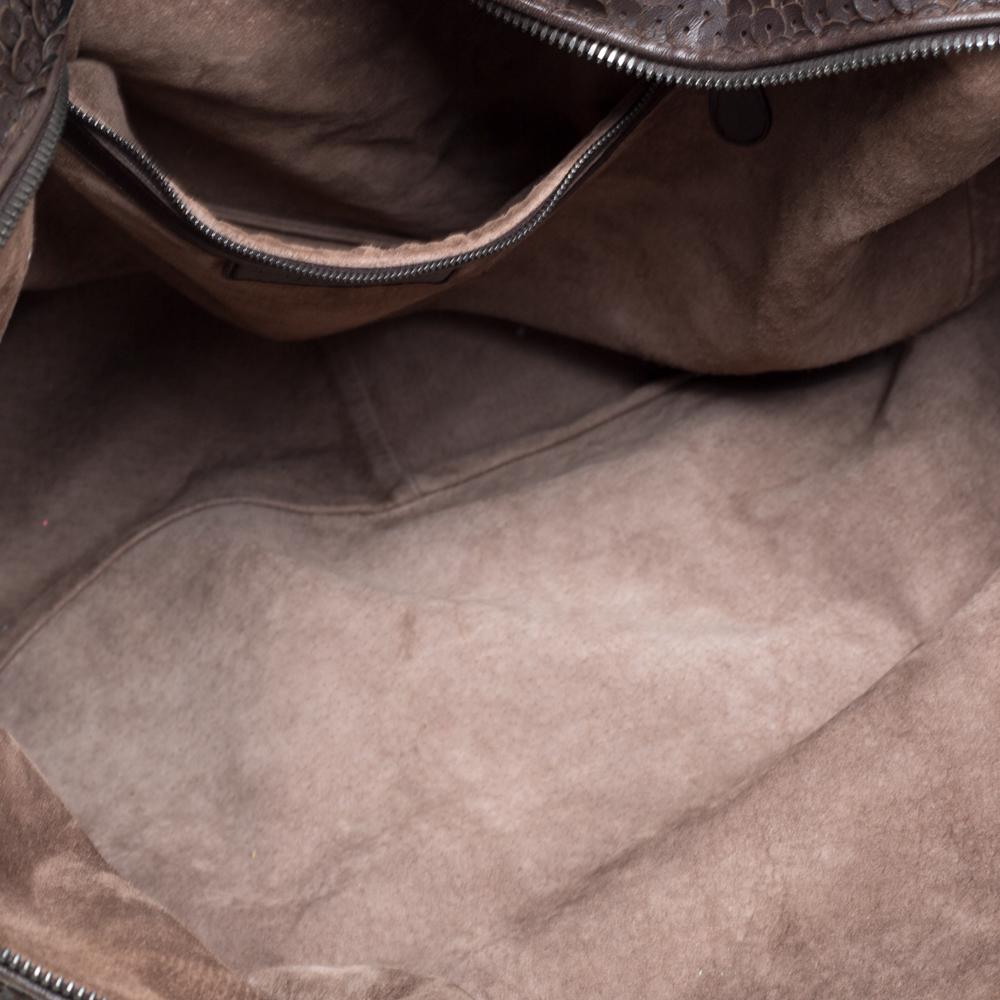 Bottega Veneta Hobo Paillette Ebano Piel Lentejuelas Marrón Oscuro en Bueno Estado en Dubai, Al Qouz 2