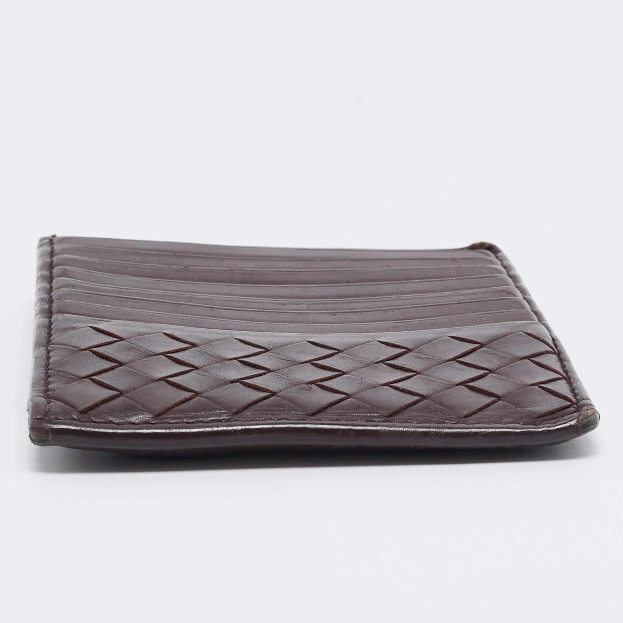 Bottega Veneta Portacarte con zip in pelle Intrecciato Borgogna Scuro in vendita 3