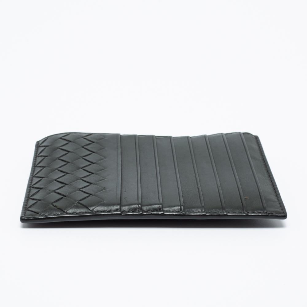 Bottega Veneta Dark Green Intrecciato Leather Card Holder In Good Condition In Dubai, Al Qouz 2