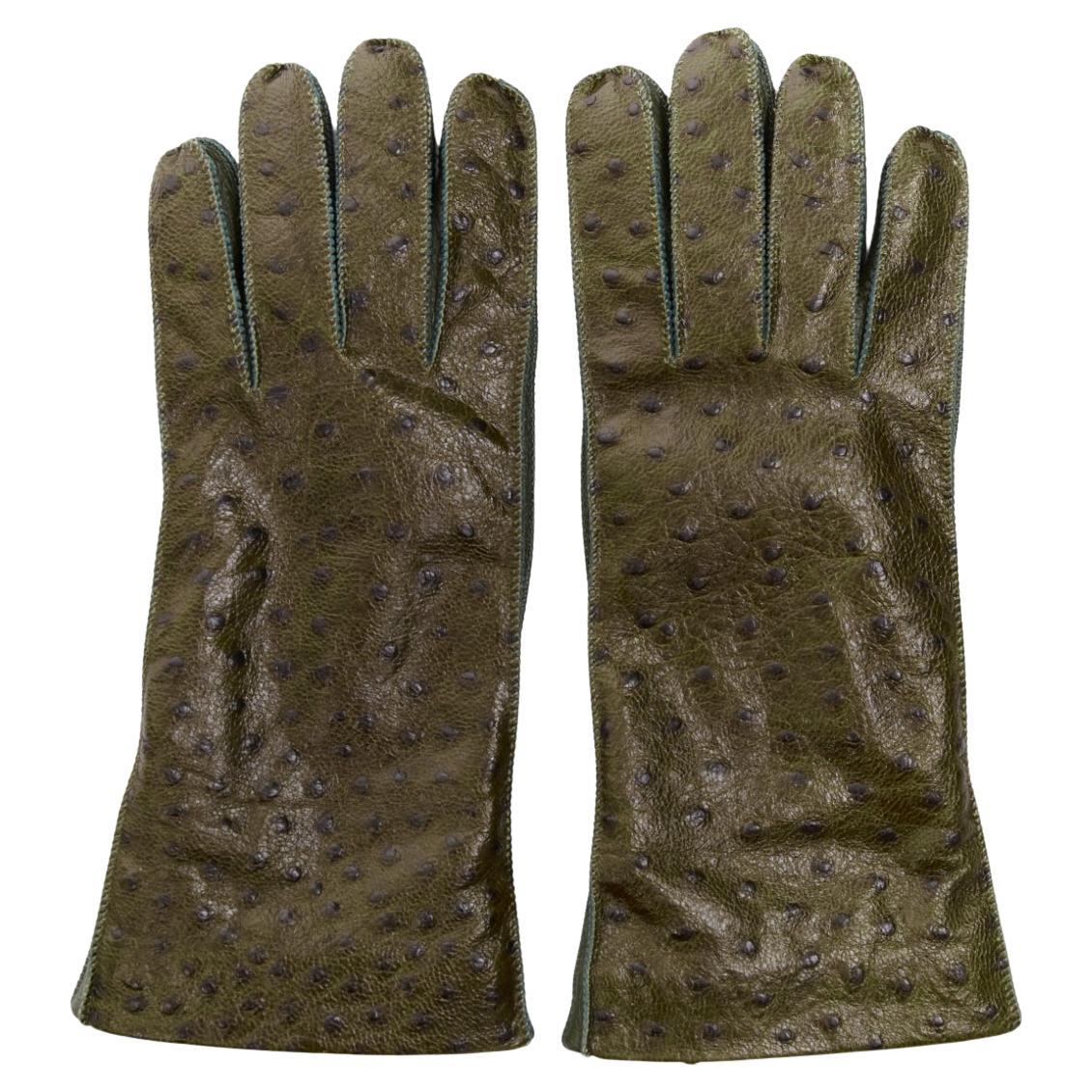 BOTTEGA VENETA guantes verdes de piel de cabra pulida efecto avestruz forrados de cachemira Sz.8