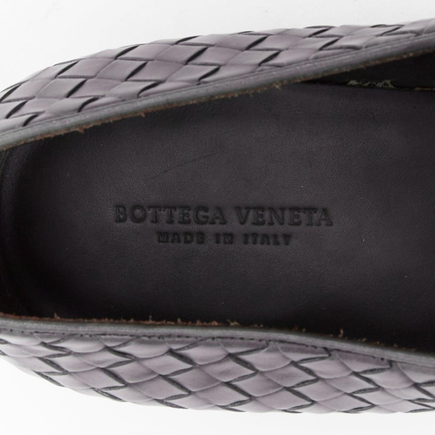 BOTTEGA VENETA cuero gris oscuro intrecciato tejido mocasines zapatos EU41 en venta 5