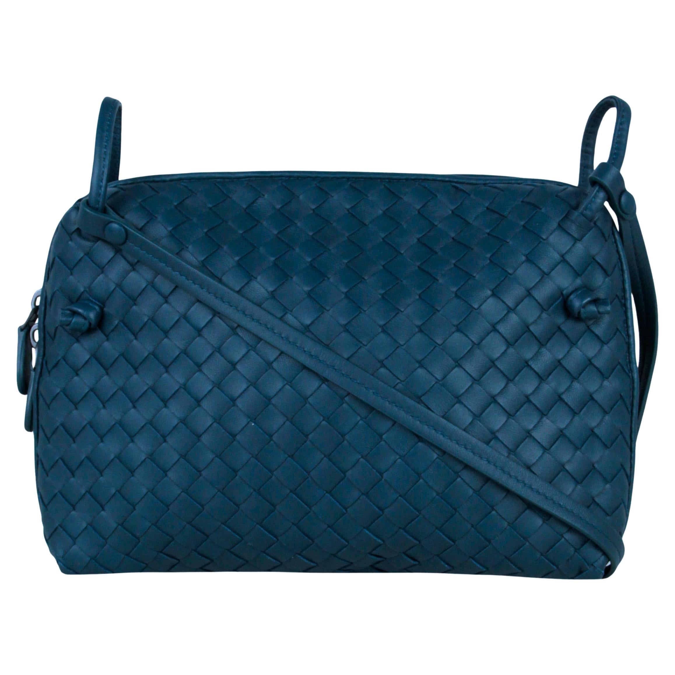 Bottega Veneta Beige Intrecciato Leather Nodini Crossbody Bag at 1stDibs