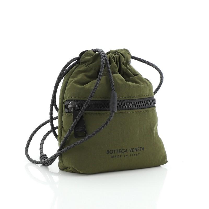 Bottega Veneta Kordelzug Multifunktionstasche Nylon (Schwarz)