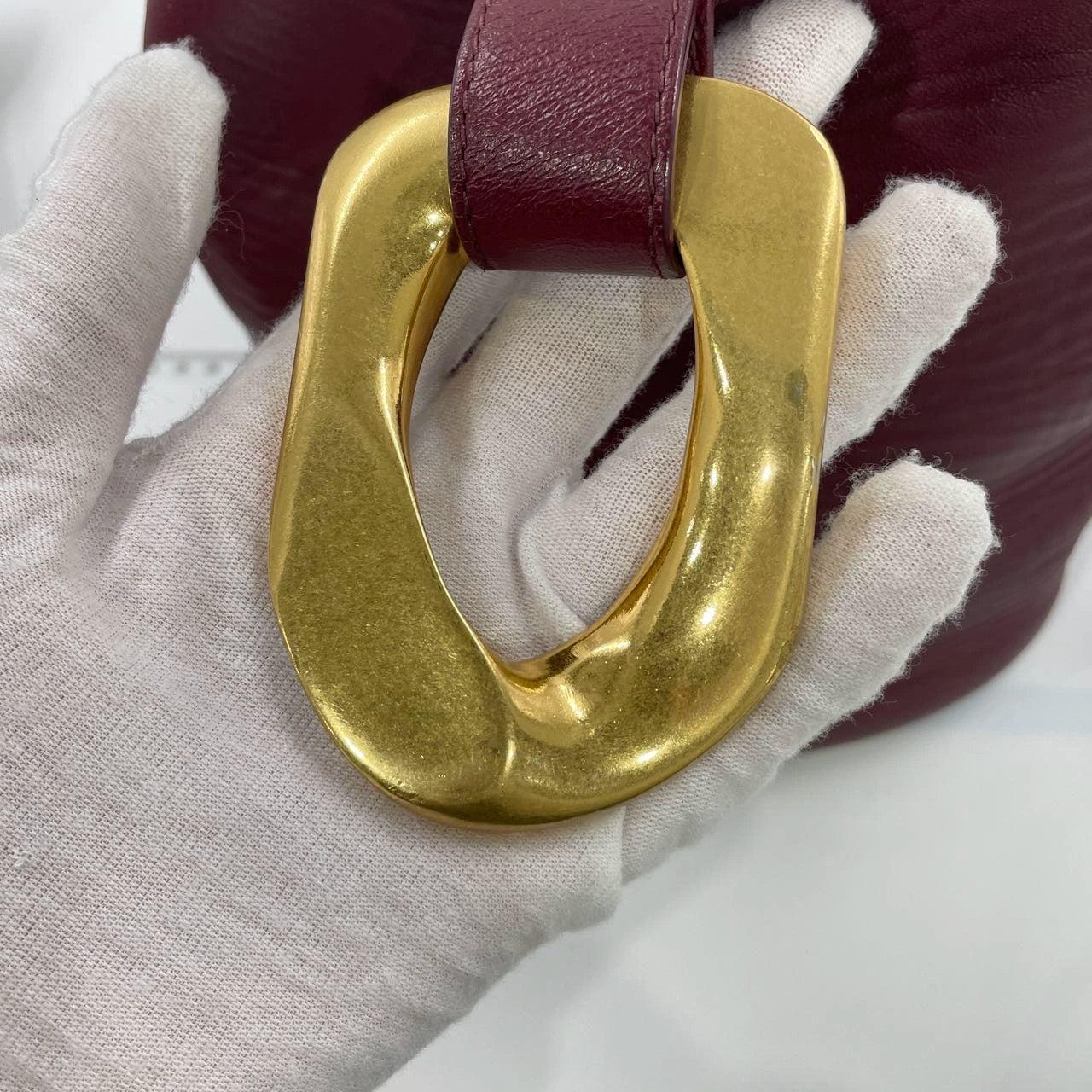 Bottega Veneta Drop Burgundy calfskin leather Gold Hardware Wristlet Clutch For Sale 12