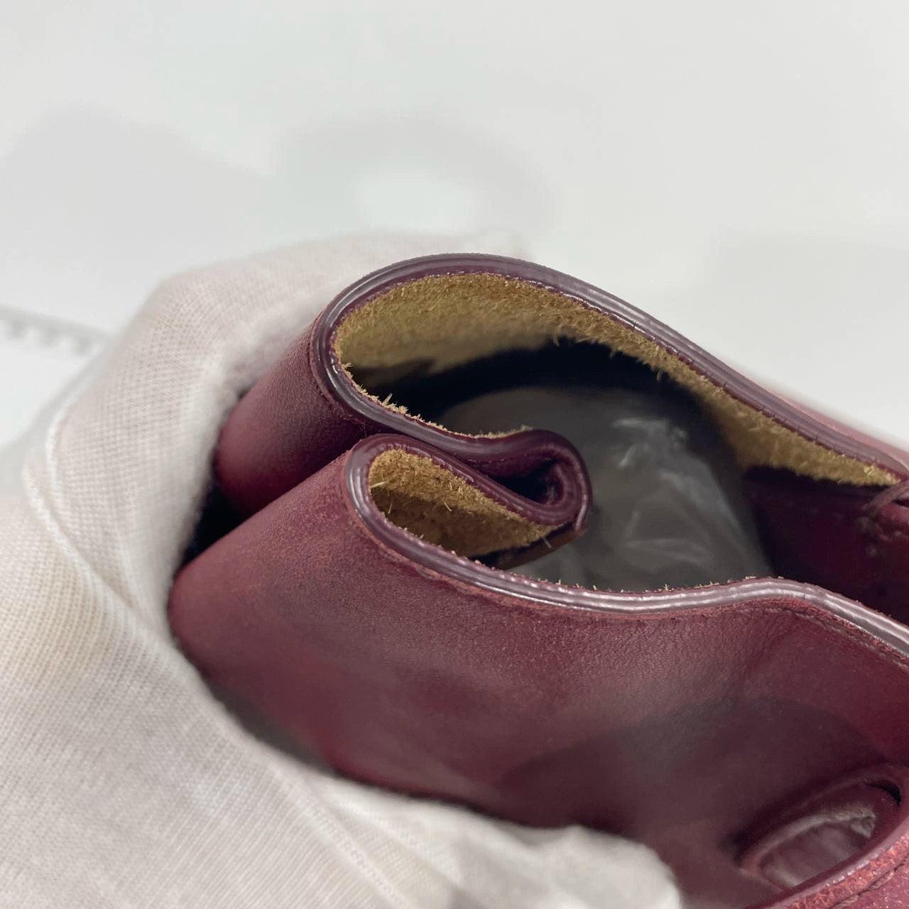 Bottega Veneta Drop Burgundy calfskin leather Gold Hardware Wristlet Clutch For Sale 14