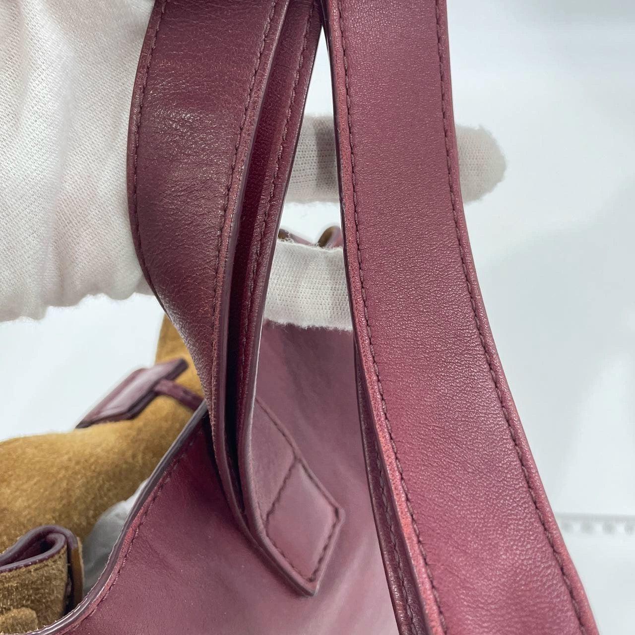 Bottega Veneta Drop Burgundy calfskin leather Gold Hardware Wristlet Clutch For Sale 15