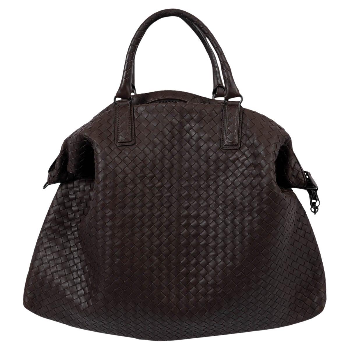 BOTTEGA VENETA Ebano brown leather INTRECCIATO MAXI CONVERTIBLE TOTE Bag For Sale
