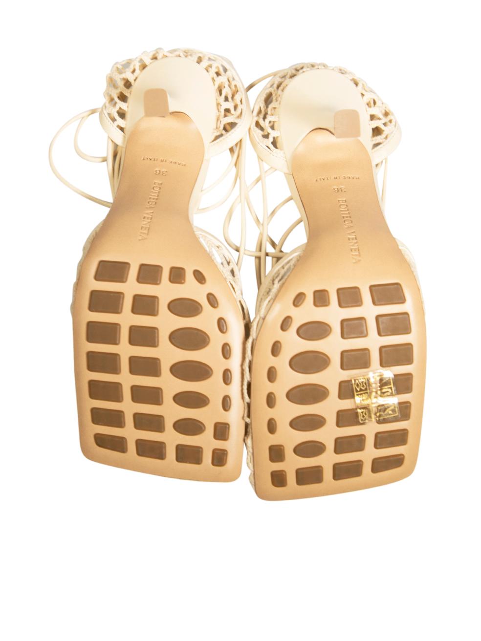 Women's Bottega Veneta Ecru Stretch 90 Mesh Sandals Size IT 36 For Sale