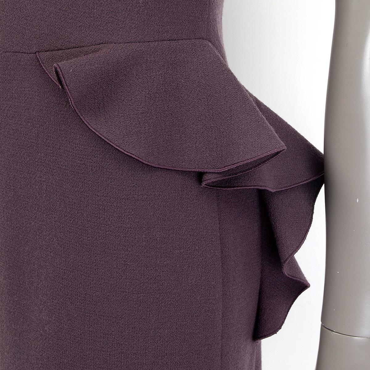 BOTTEGA VENETA eggplant wool RUFFLE DETAIL CAP SLEEVE Dress 40 S In Excellent Condition For Sale In Zürich, CH