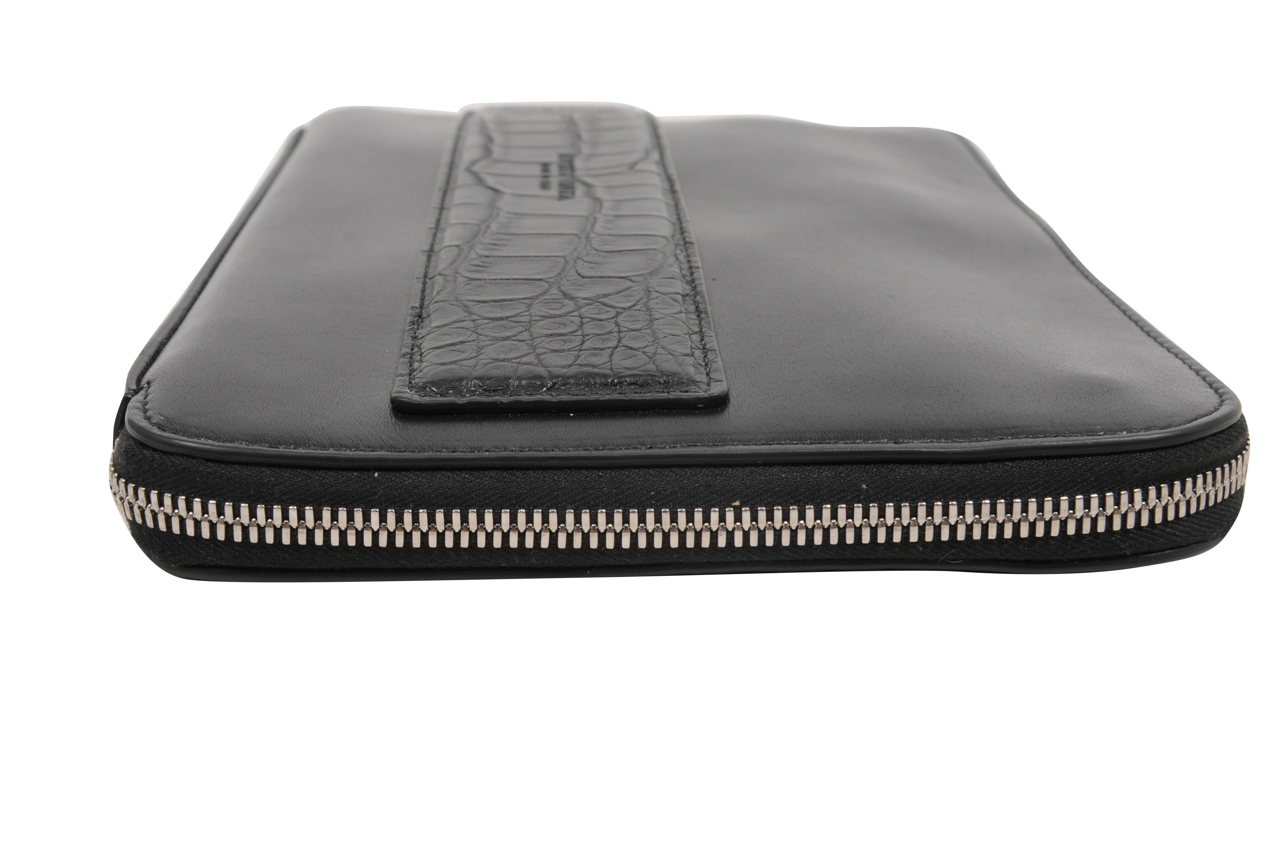 Bottega Veneta Umschlag Clutch Schwarz Krokodilriemen Kartenschlitz Herrenetui im Angebot 3