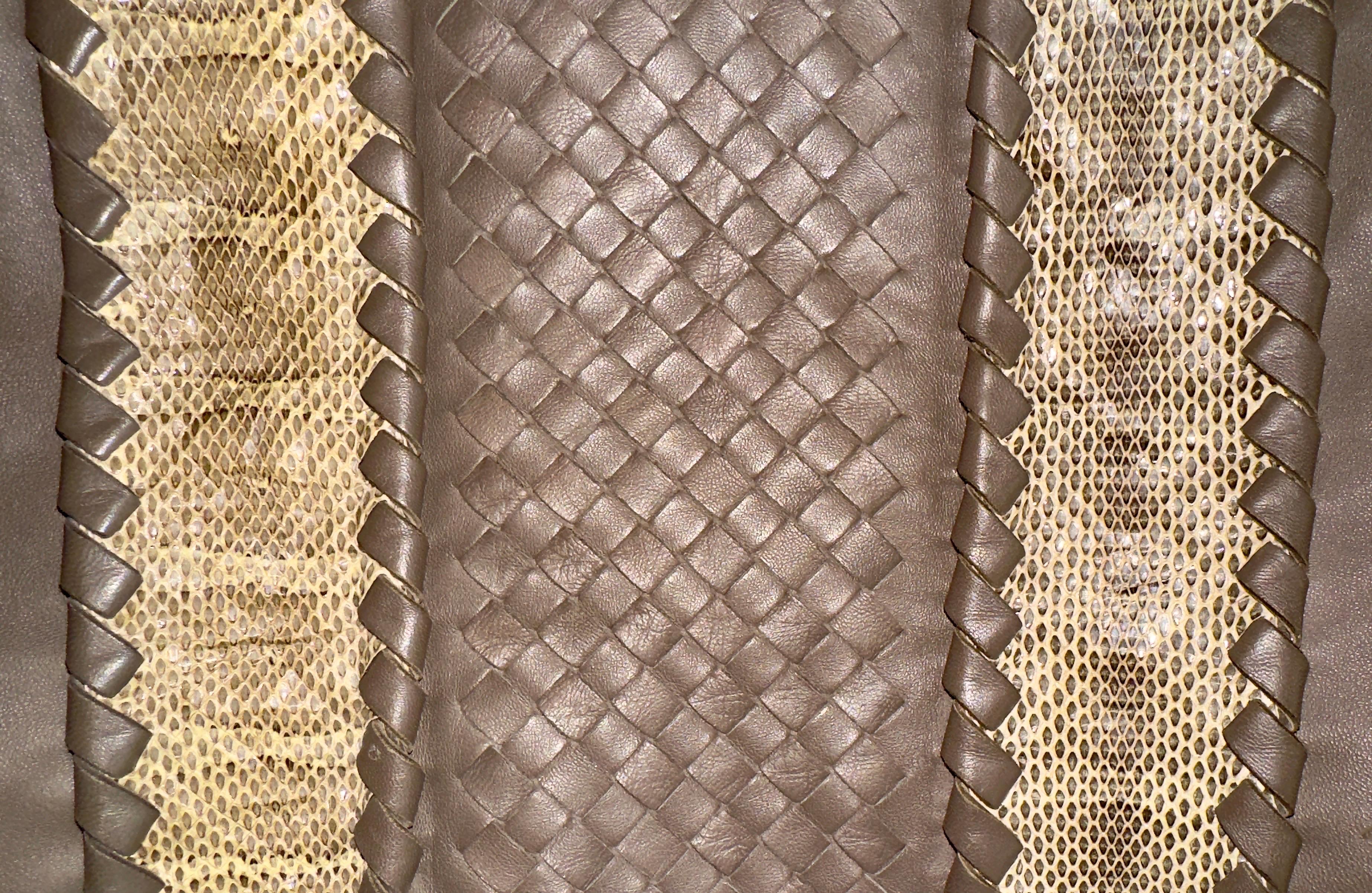 BOTTEGA VENETA Exotic Woven Leather Intrecciato Nappa Ayers XL Tote Shoulder Bag For Sale 10