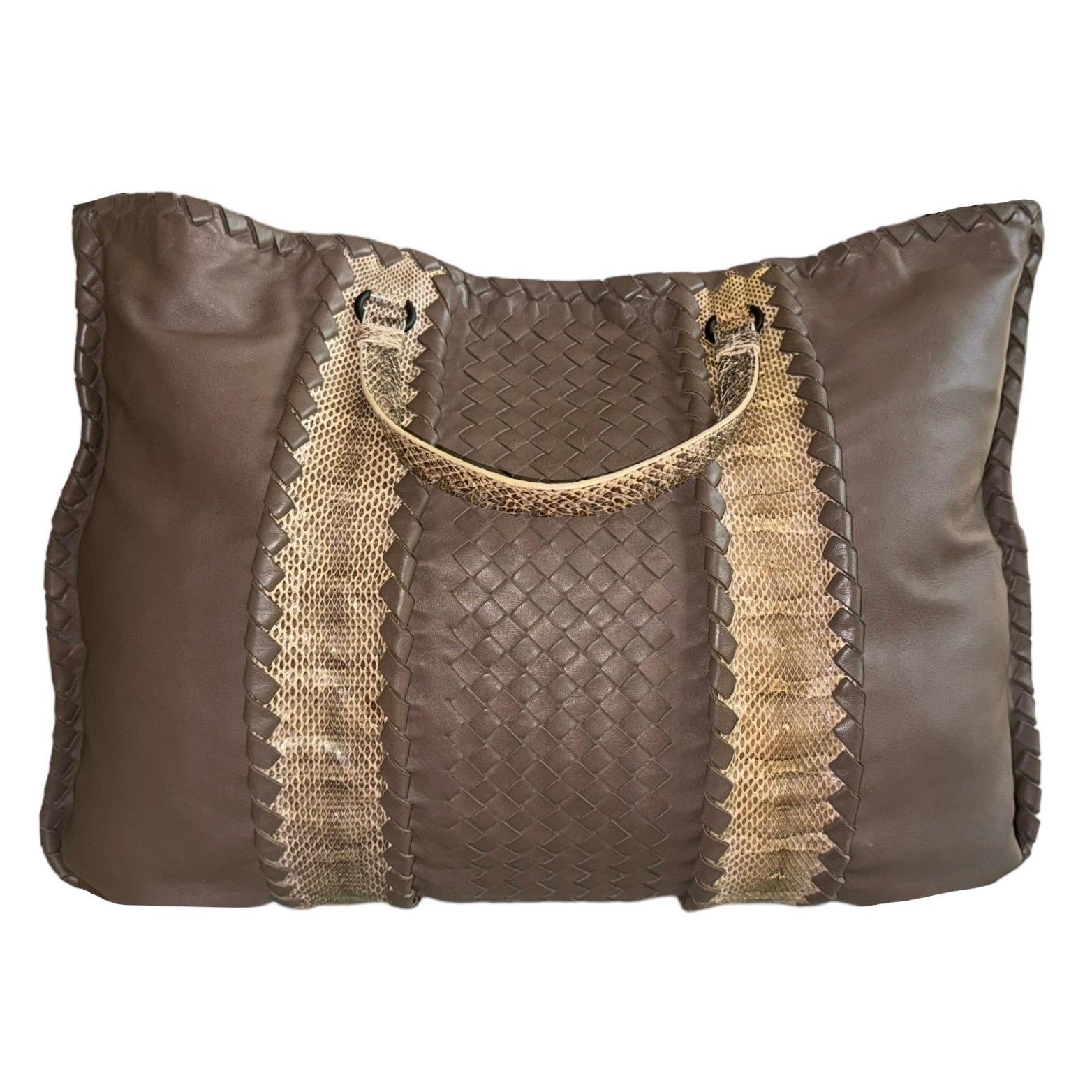 Women's or Men's BOTTEGA VENETA Exotic Woven Leather Intrecciato Nappa Ayers XL Tote Shoulder Bag For Sale