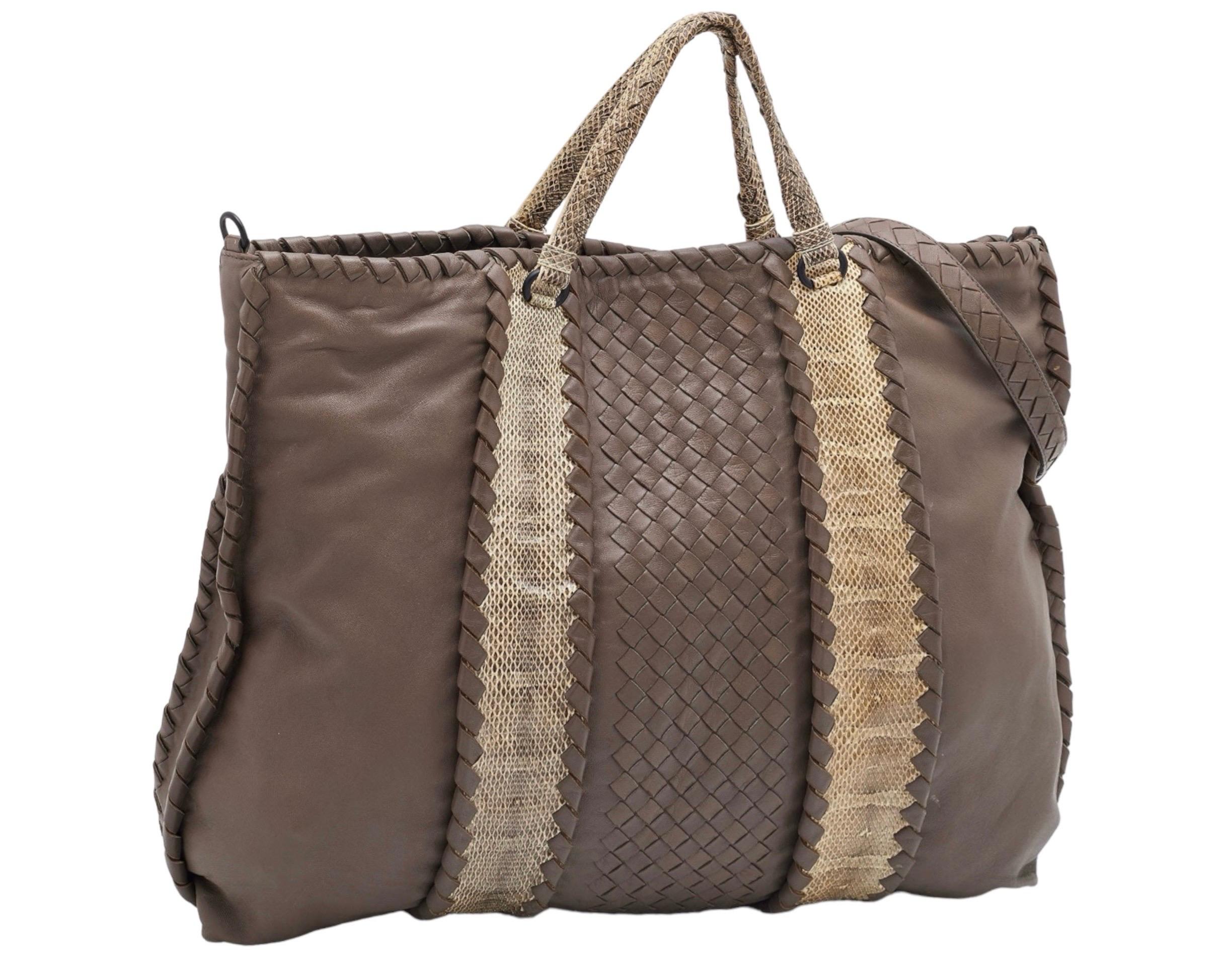 BOTTEGA VENETA Exotic Woven Leather Intrecciato Nappa Ayers XL Tote Shoulder Bag For Sale 1
