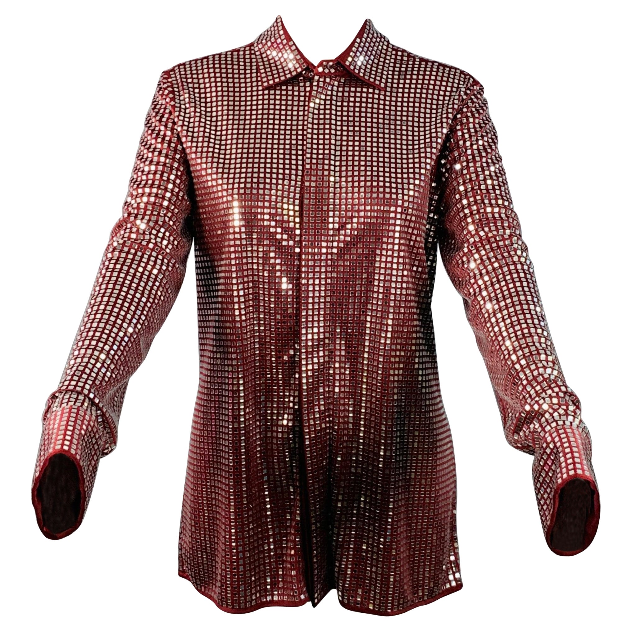 Bottega Veneta Autunno 2019 Taglia S Camicia con abbellimento in jersey di raso argentato bordeaux in vendita