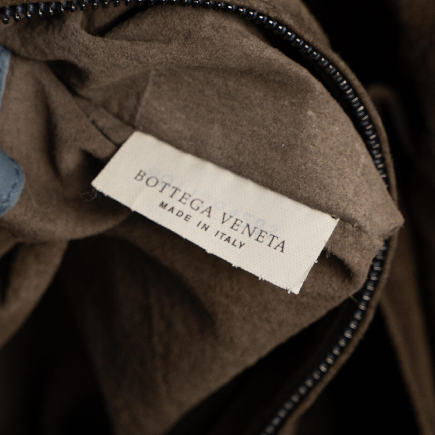 Blauer Fourre Tout von Bottega Veneta im Zustand „Gut“ im Angebot in Dover, DE