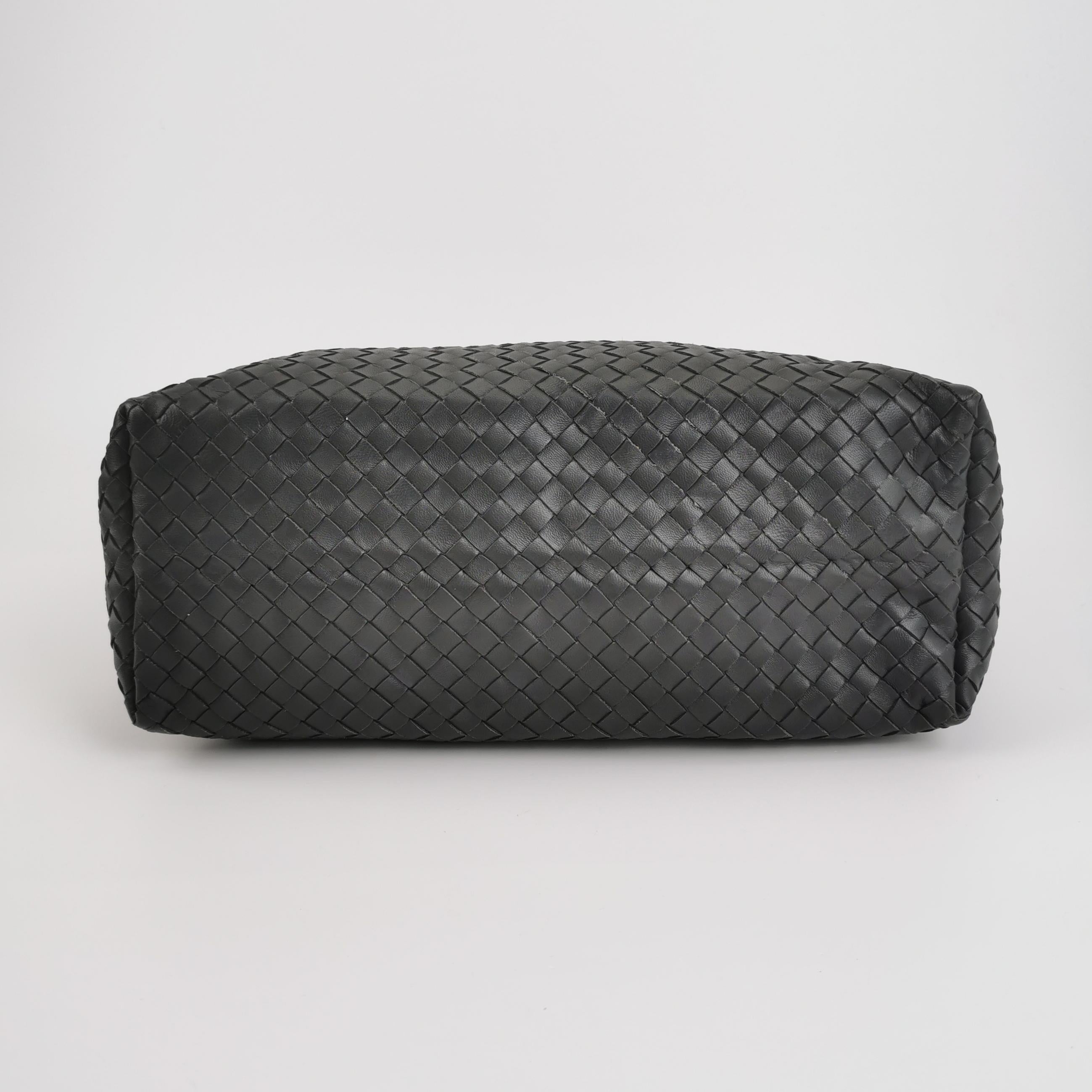 Bottega Veneta Garda Noir Intrecciato Cuir Nappa Large 33cm en vente 2