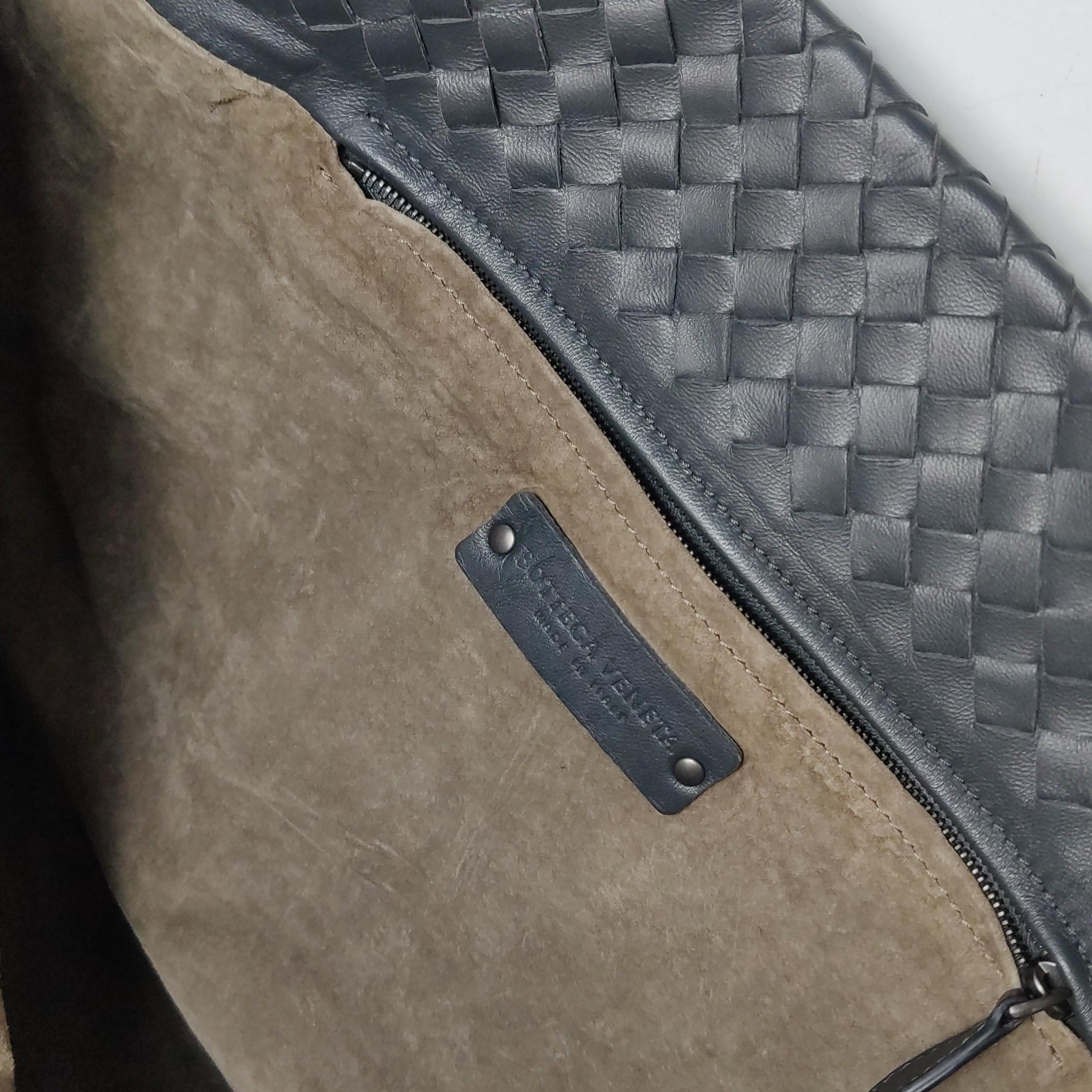 Bottega Veneta Garda Noir Intrecciato Cuir Nappa Large 33cm en vente 4