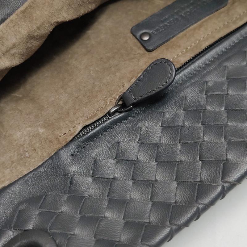 Bottega Veneta Garda Noir Intrecciato Cuir Nappa Large 33cm en vente 5