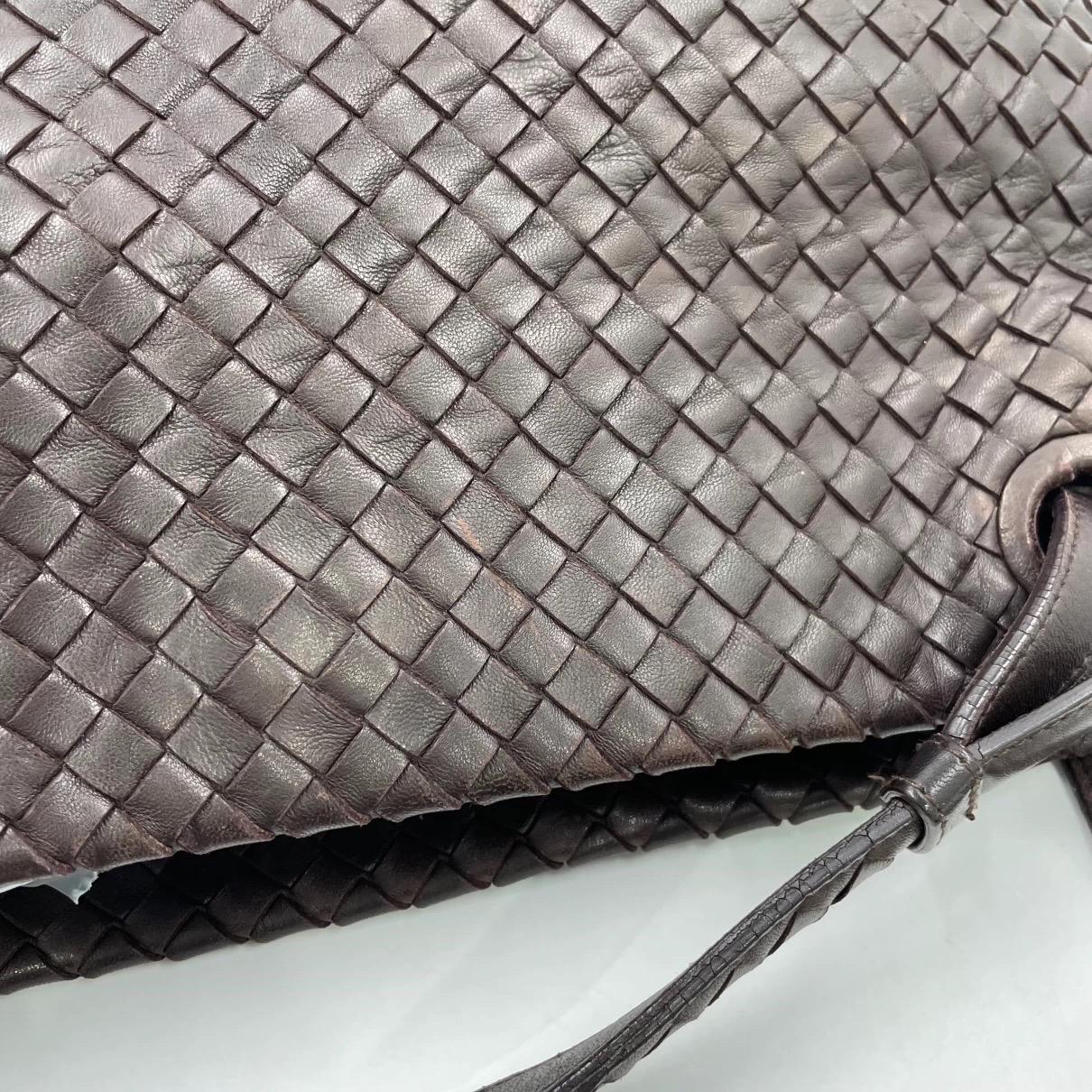 Bottega Veneta Garda Dunkelbraun Intrecciato Nappa Leder Groß 33cm im Angebot 7