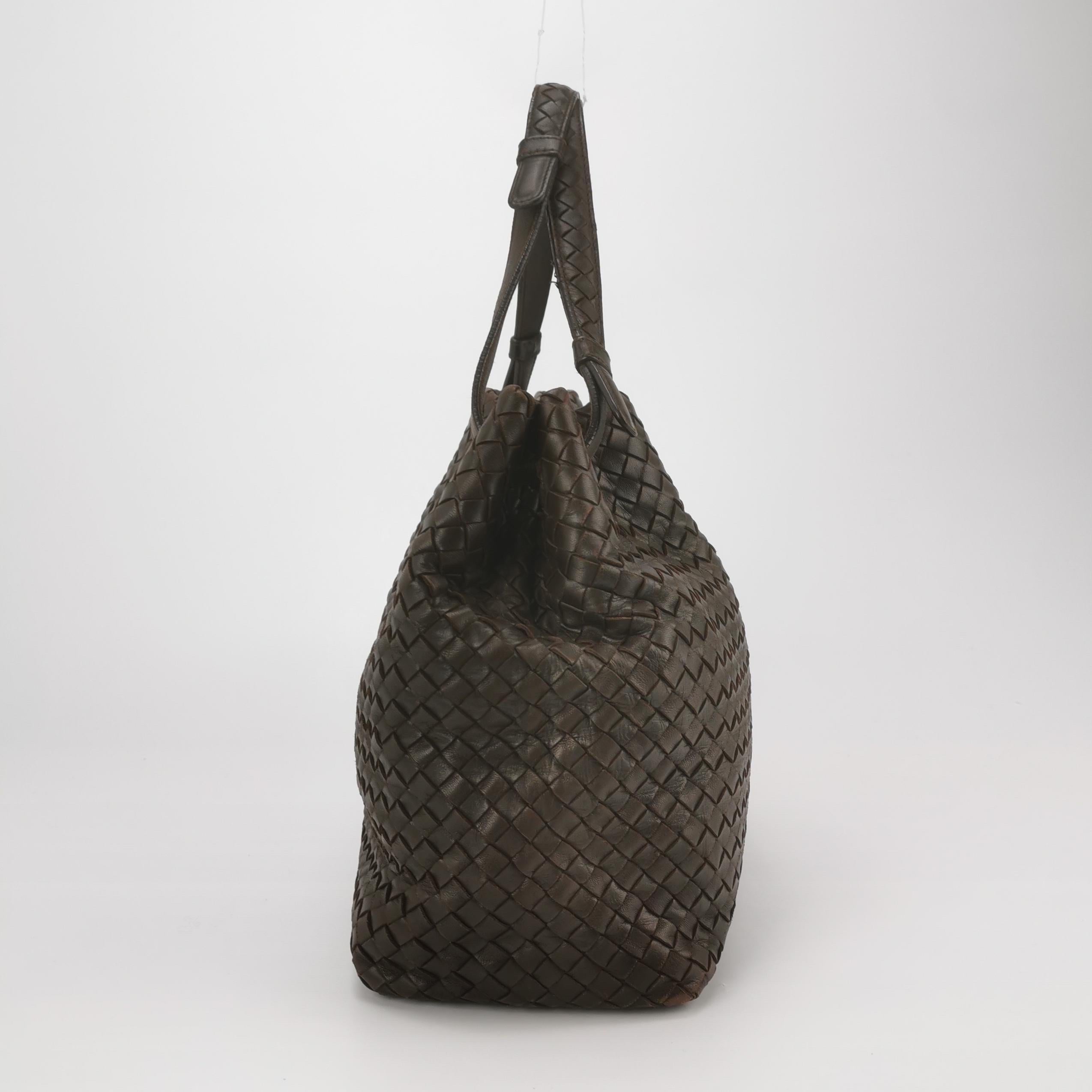 Bottega Veneta Garda Marrón Oscuro Piel de Nappa Intrecciato Grande 33cm Negro en venta
