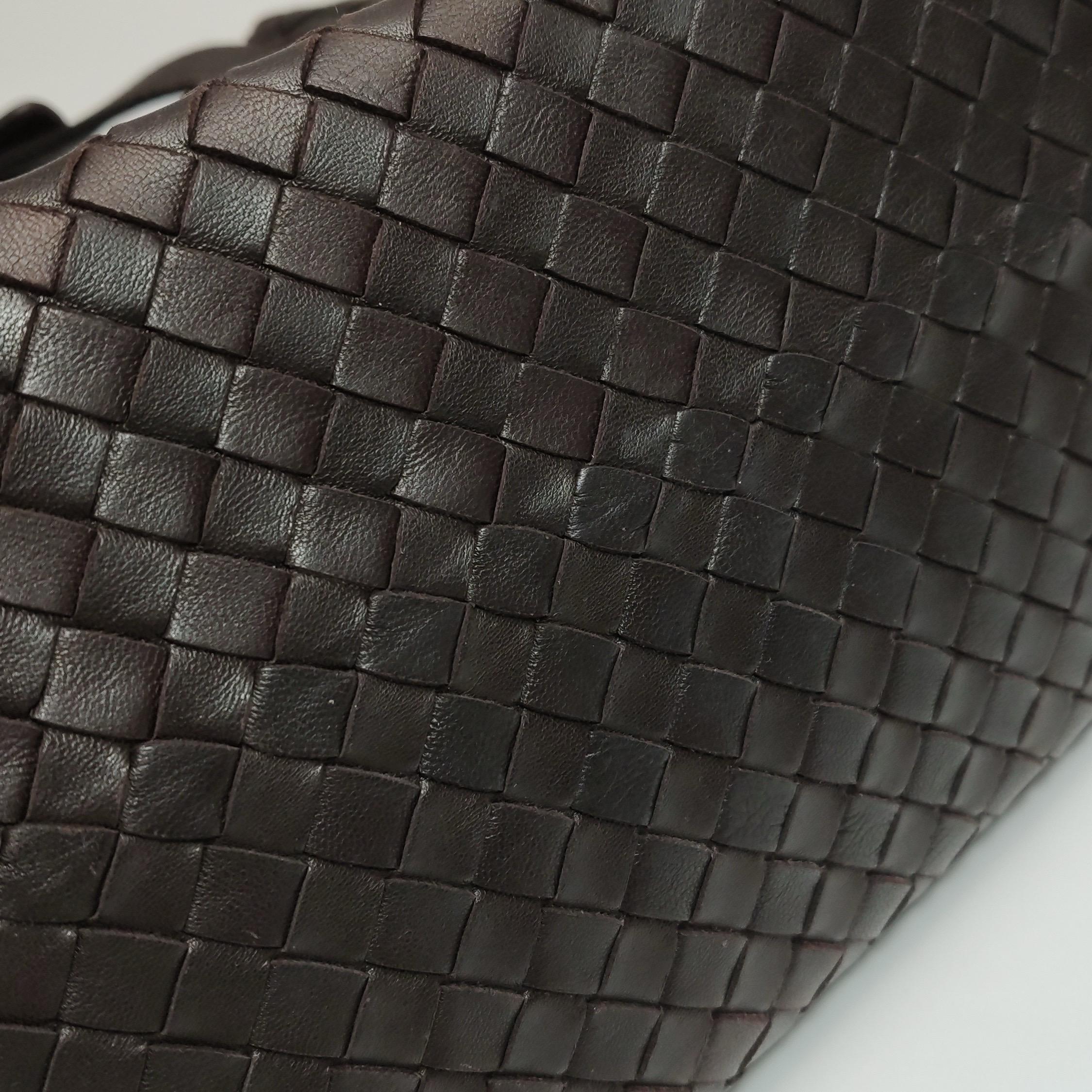 Bottega Veneta Garda Marrón Oscuro Piel de Nappa Intrecciato Grande 33cm en venta 3