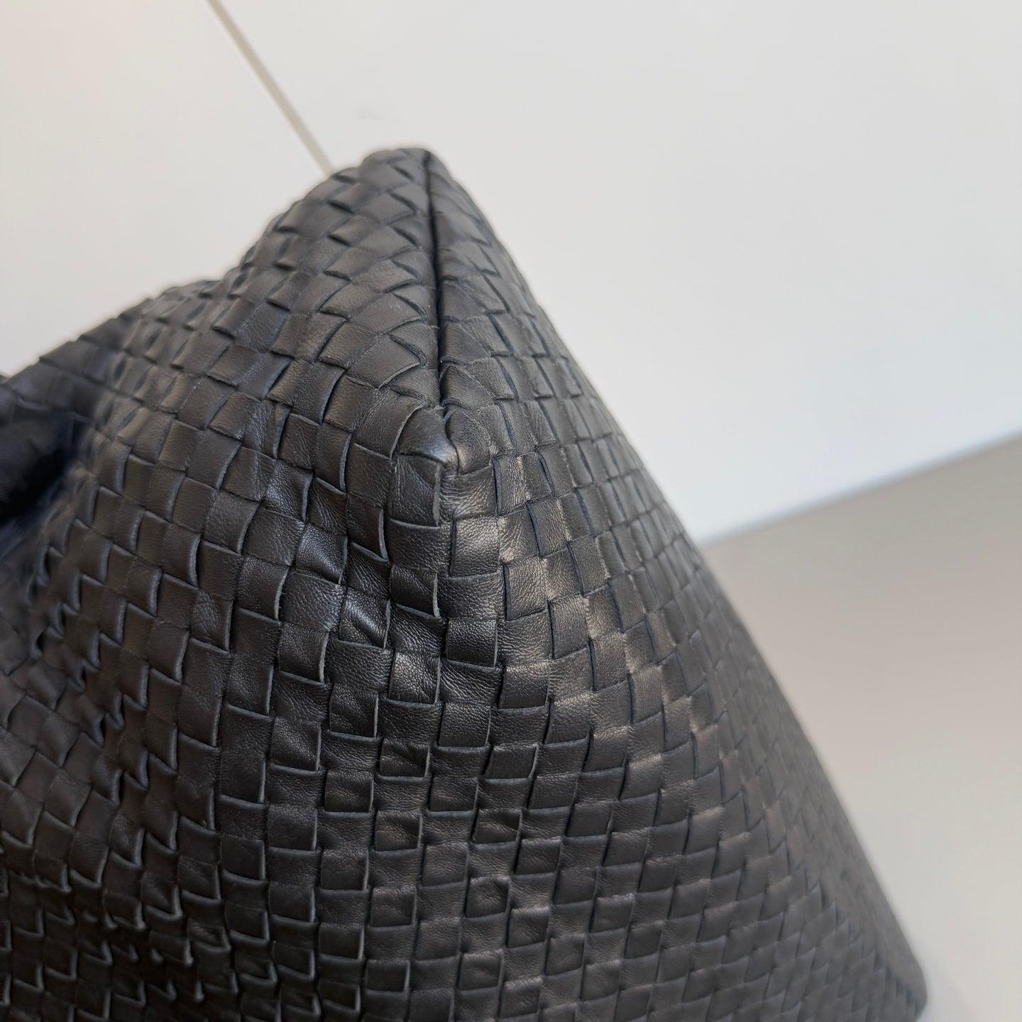 Bottega Veneta Garda Borsa a tracolla Intrecciato Nappa Nero Grande 33cm 7