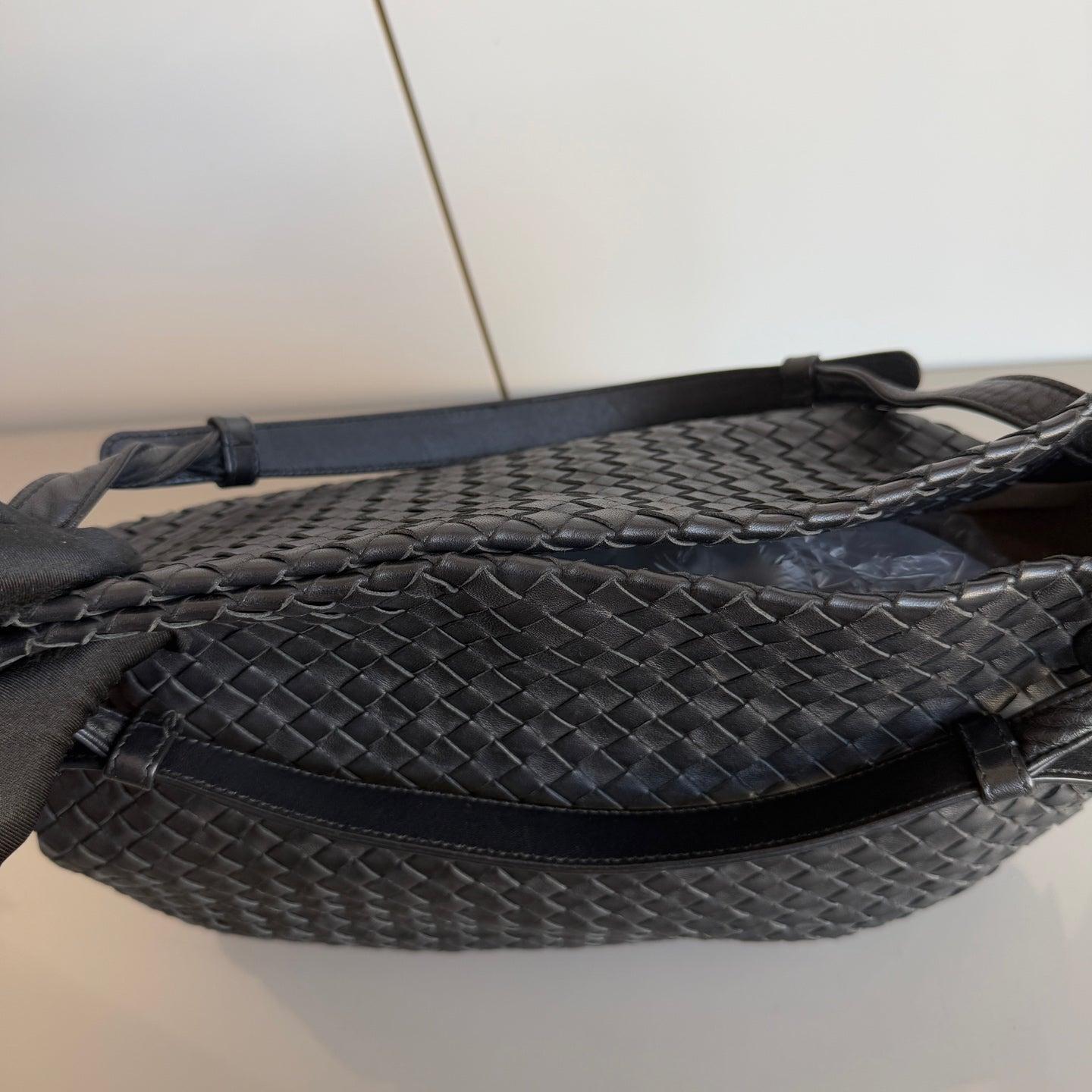 Bottega Veneta Garda Borsa a tracolla Intrecciato Nappa Nero Grande 33cm 11