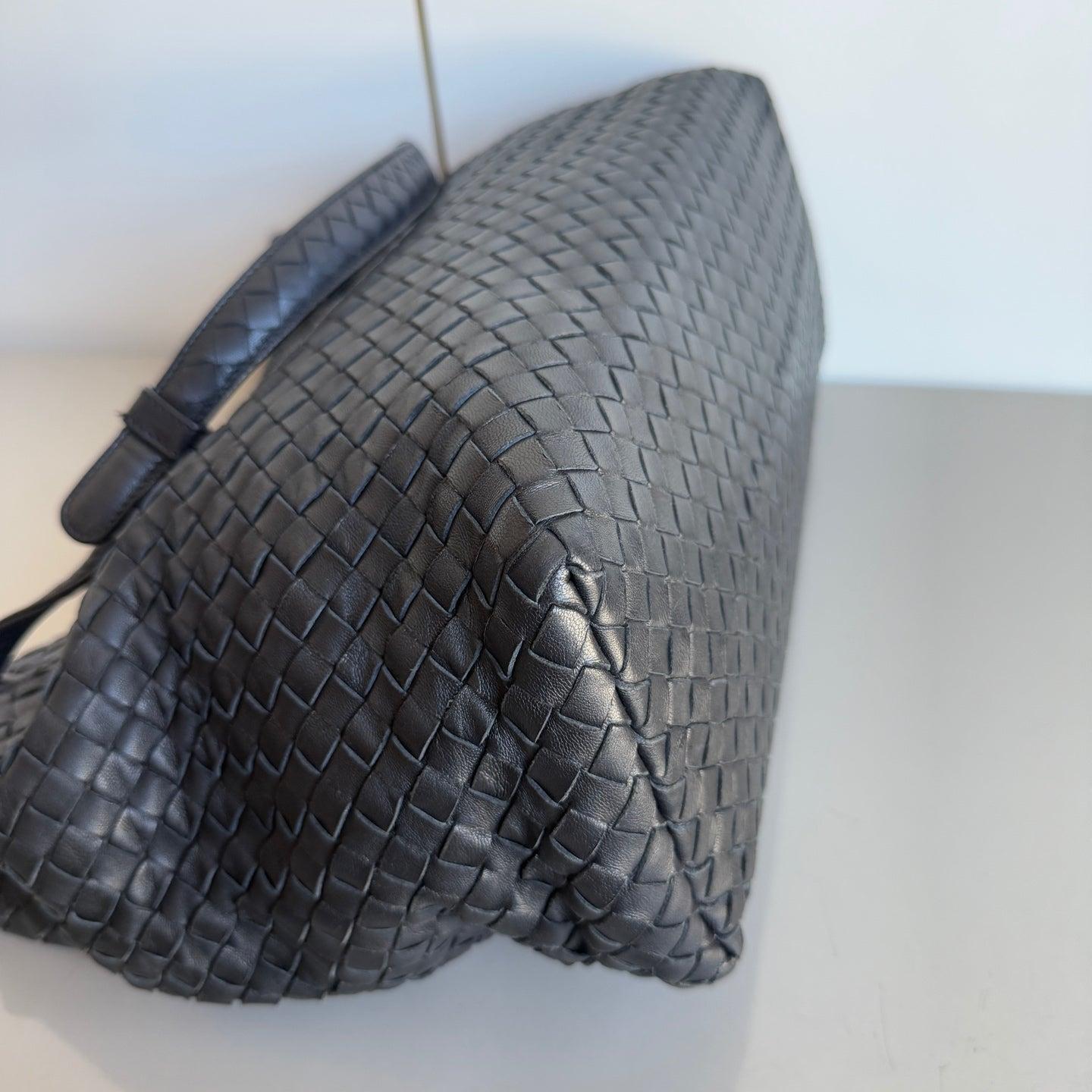 Donna Bottega Veneta Garda Borsa a tracolla Intrecciato Nappa Nero Grande 33cm