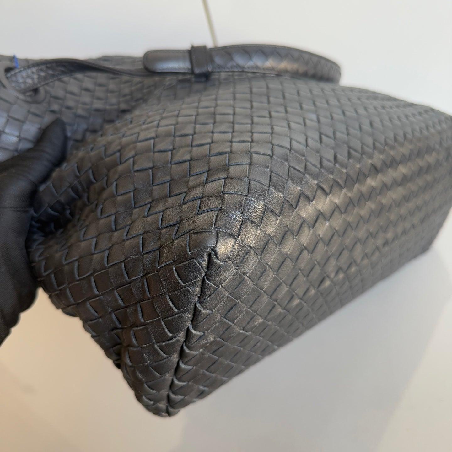 Bottega Veneta Garda Borsa a tracolla Intrecciato Nappa Nero Grande 33cm 5