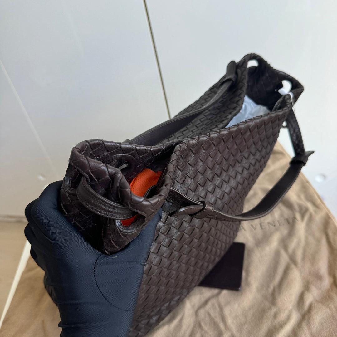 Bottega Veneta Garda Shoulder Bag Intrecciato Nappa Leather Brown Large 33cm 6