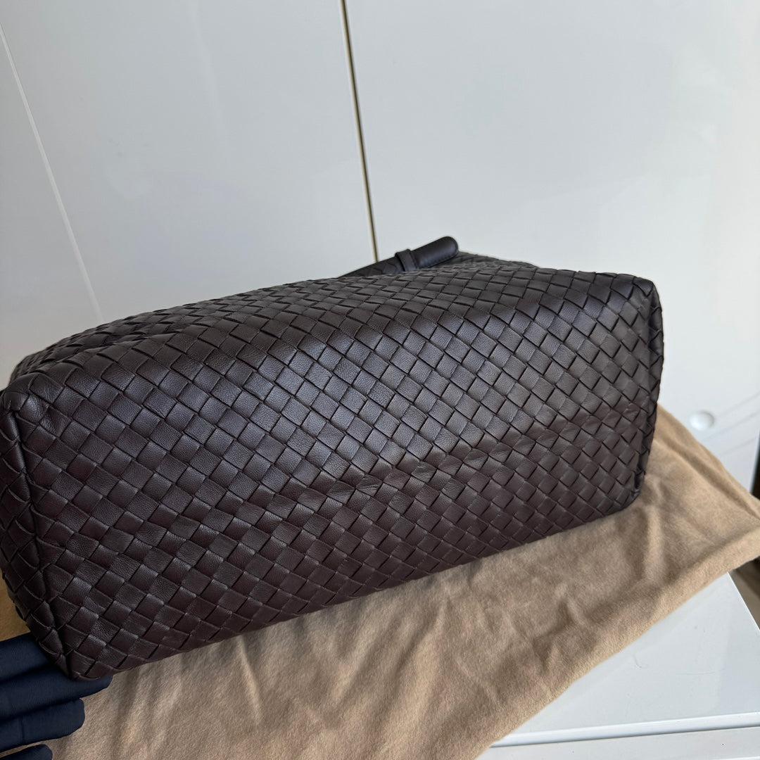 Black Bottega Veneta Garda Shoulder Bag Intrecciato Nappa Leather Brown Large 33cm