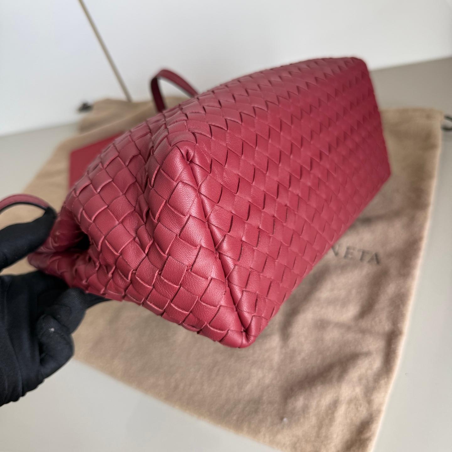 Bottega Veneta Garda Tote Burgund Intrecciato Leder Medium 25cm im Angebot 4
