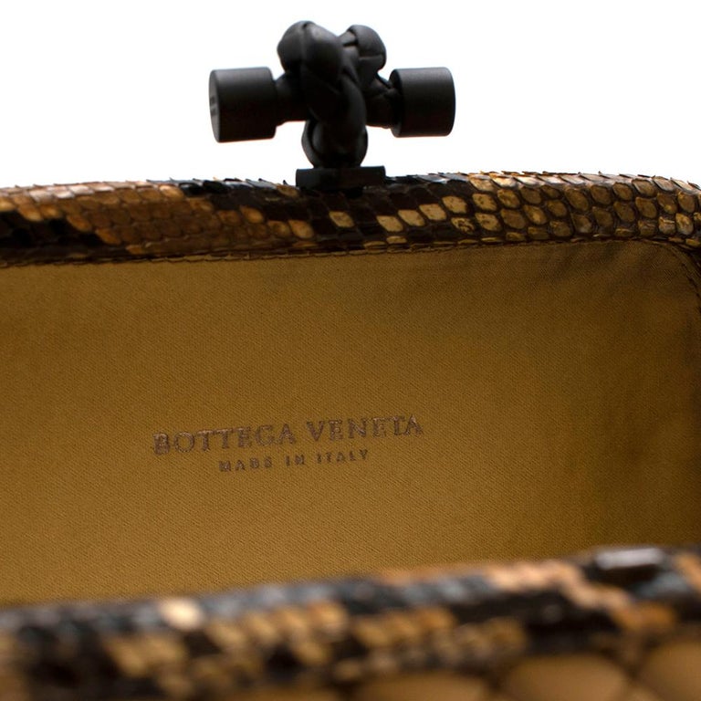 Bottega Veneta - Authenticated Pochette Knot Clutch Bag - Cloth Silver Plain for Women, Good Condition