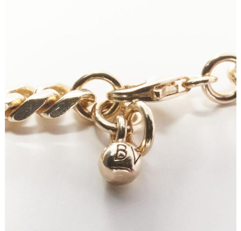 Bottega Veneta, collana con catena girocollo BV ID in tono oro in vendita 5