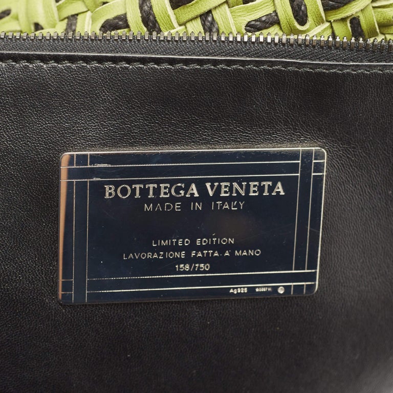 Bottega Veneta Green/Black Intrecciato Leather Cabat Tote For Sale at  1stDibs