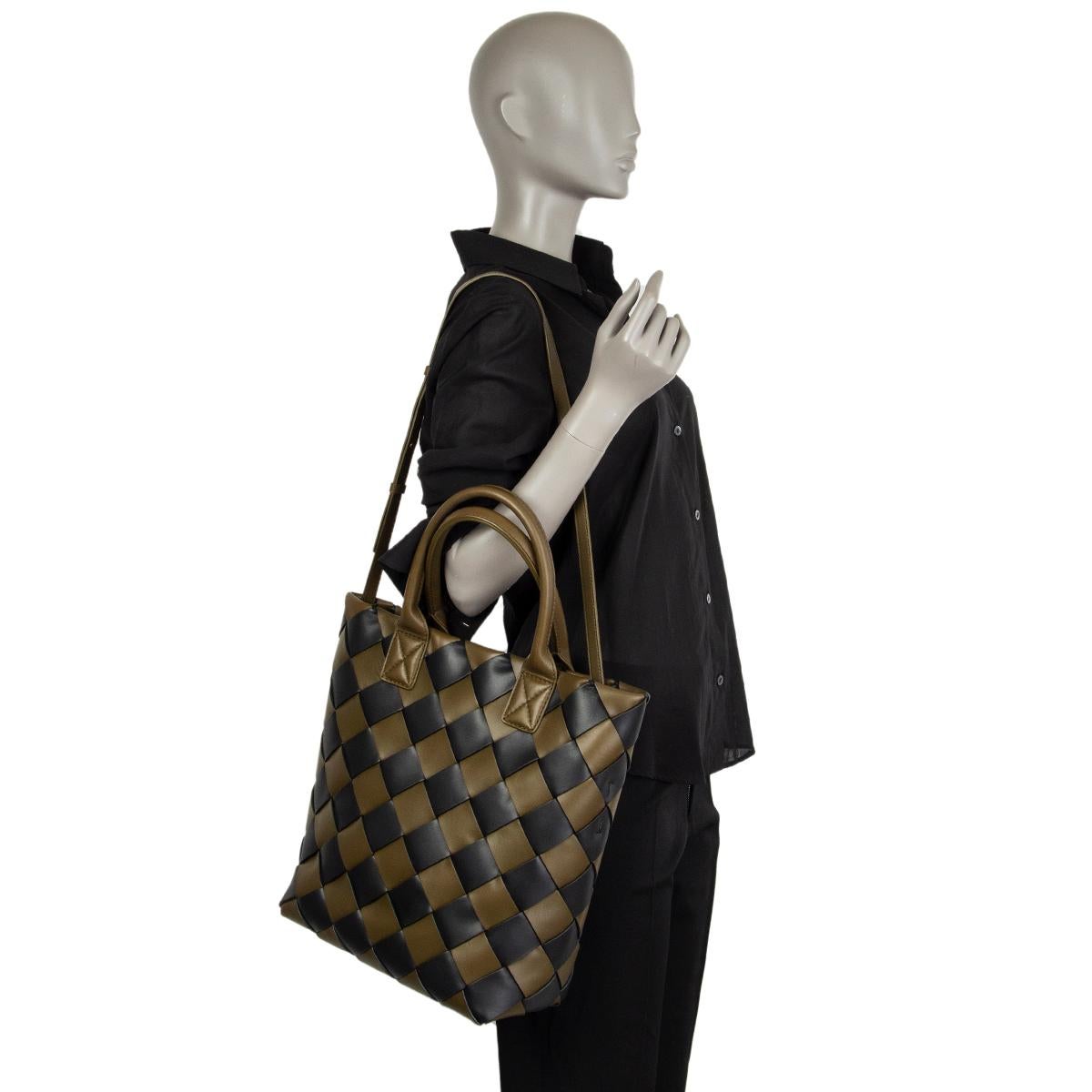 Bottega veneta maxi cabat 30 best sale