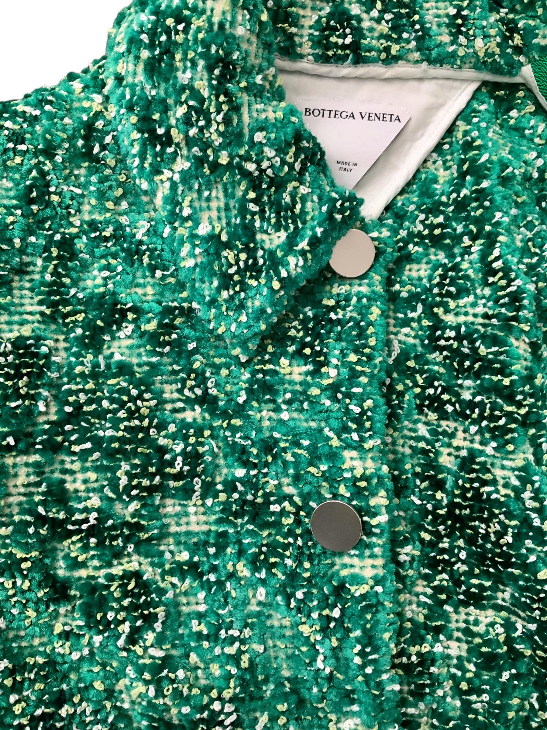 Bottega Veneta Green Chenille Single Breasted Croppped Jacket In Excellent Condition In Geneva, CH