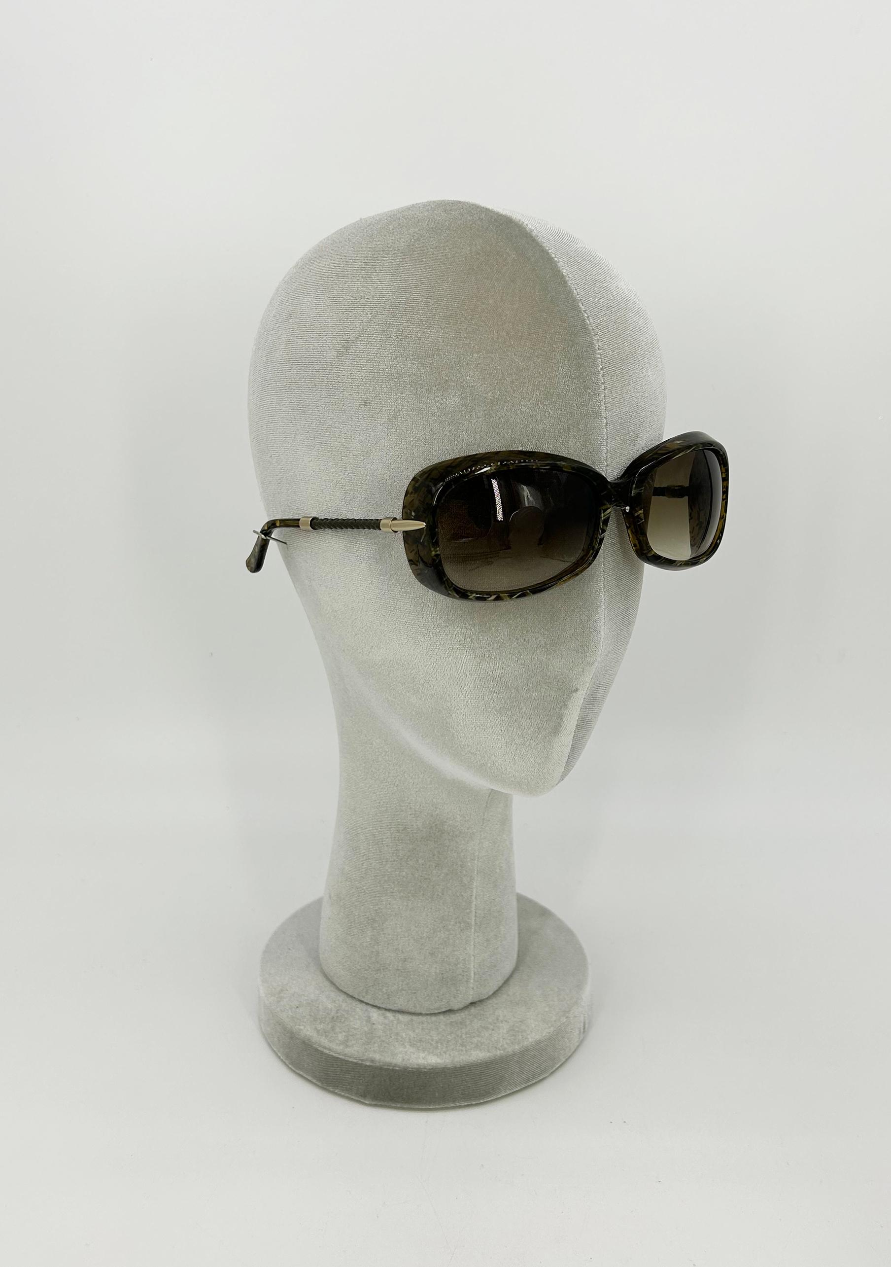 Bottega Veneta Green Frame Square Lens Woven Leather Sunglasses in excellent condition. Very unique and fabulous design with a green brown black and multi color exotic print acrylic lens frame surrounding a square gradient gray lens. Gorgeous and